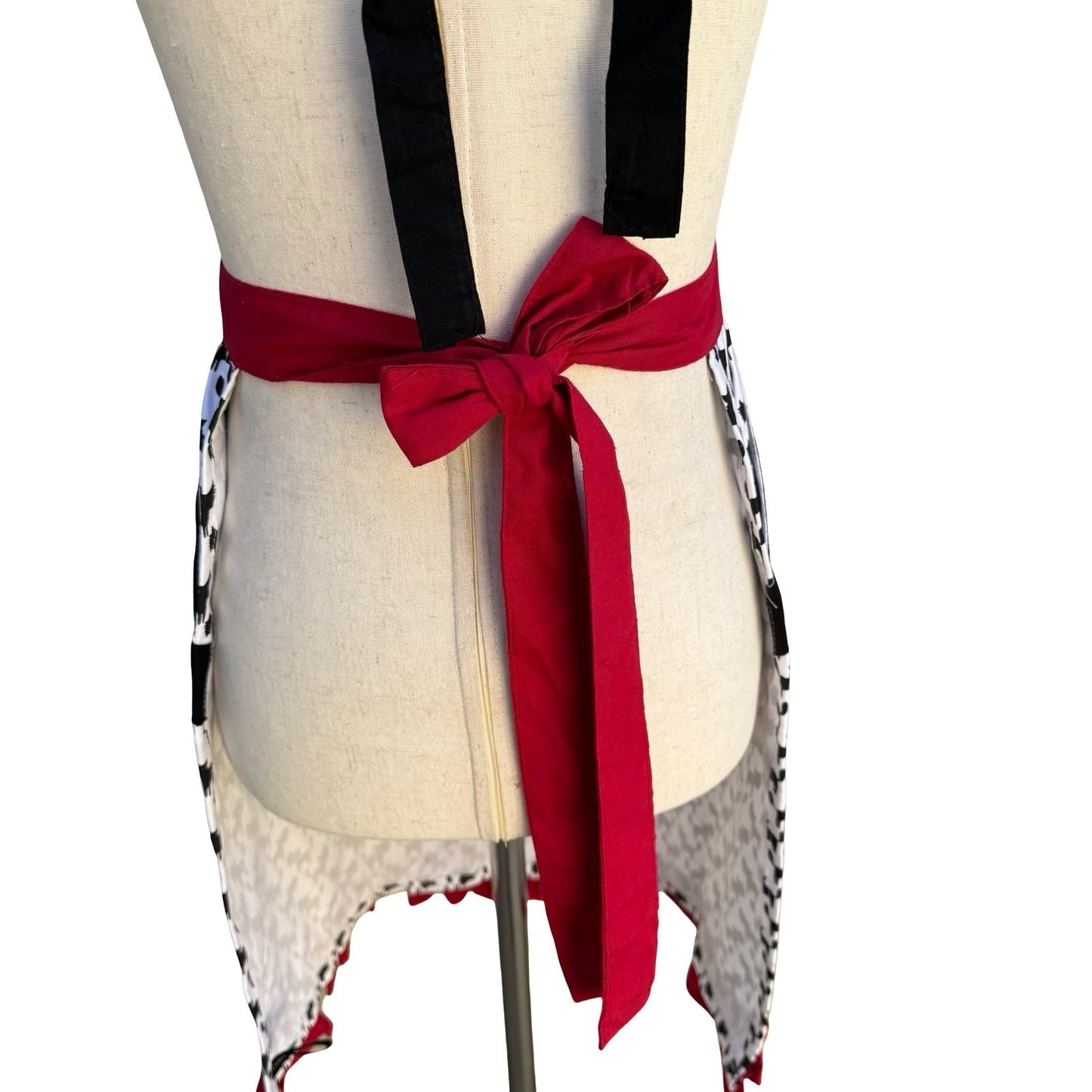 Cynthia Rowley New York Kitsch Apron Black White Chevron Cat Print Ruffle New