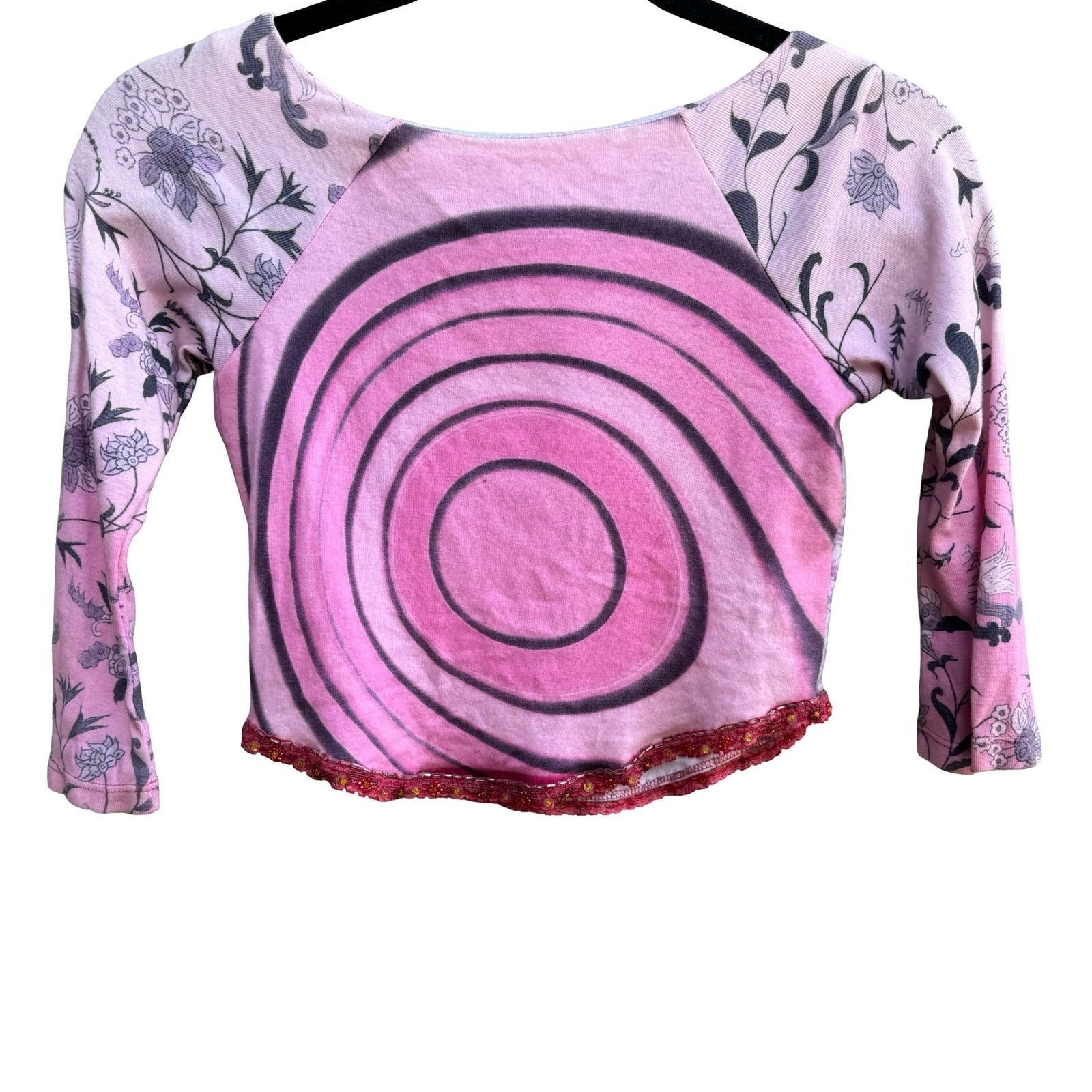 Jane Doe Y2K Whimsigoth Fairycore Pink Art Nouveau Beaded Graphic Crop Top S