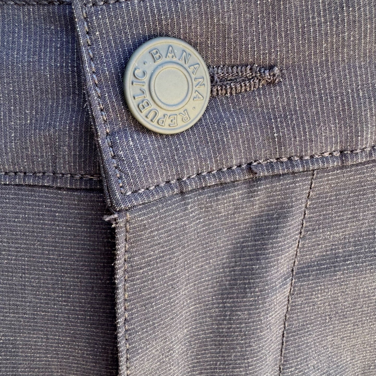 Banana Republic Mens Charcoal Black Relaxed-Fit Lightweight Elastic Waist Shorts