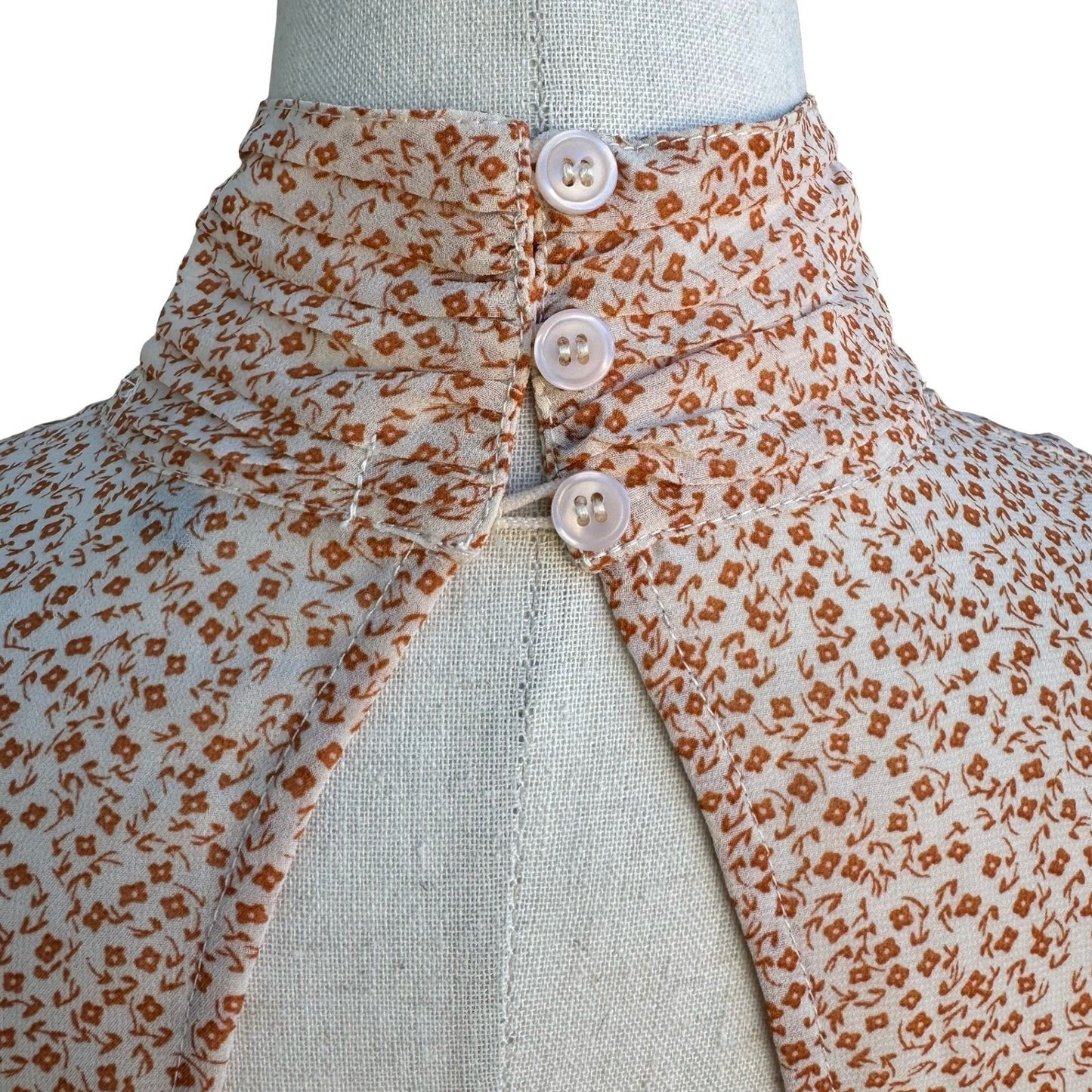 Cotton Candy LA Coquette Dainty Floral Mock Neck Open Back Tie Crop Top Orange S