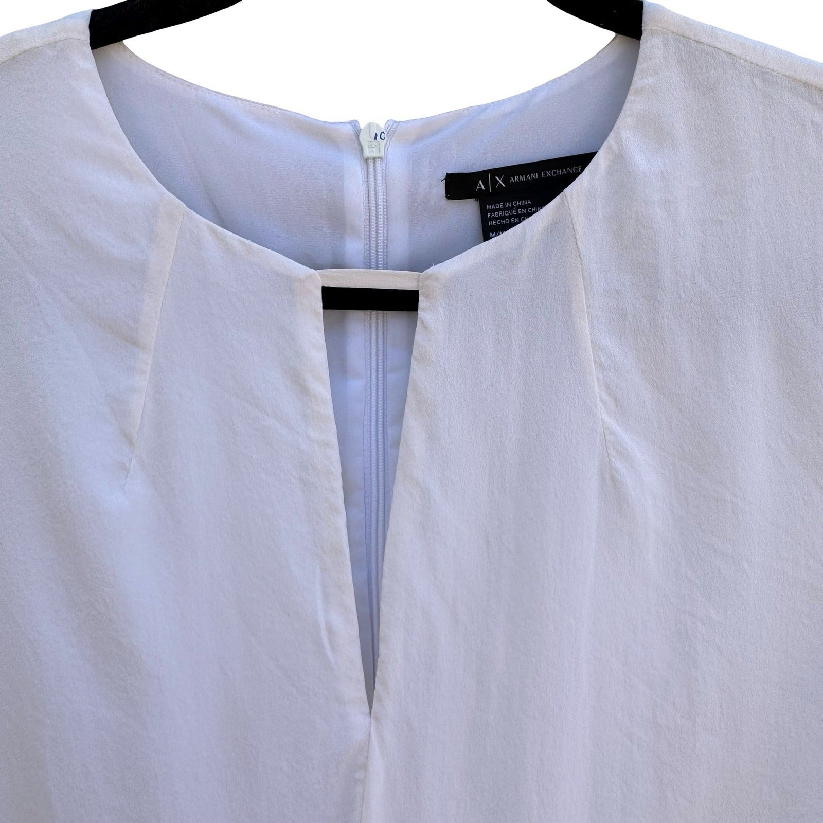 Armani Exchange White Silk V-Neck Sleeveless Blouse M Quiet Luxury Minimalist