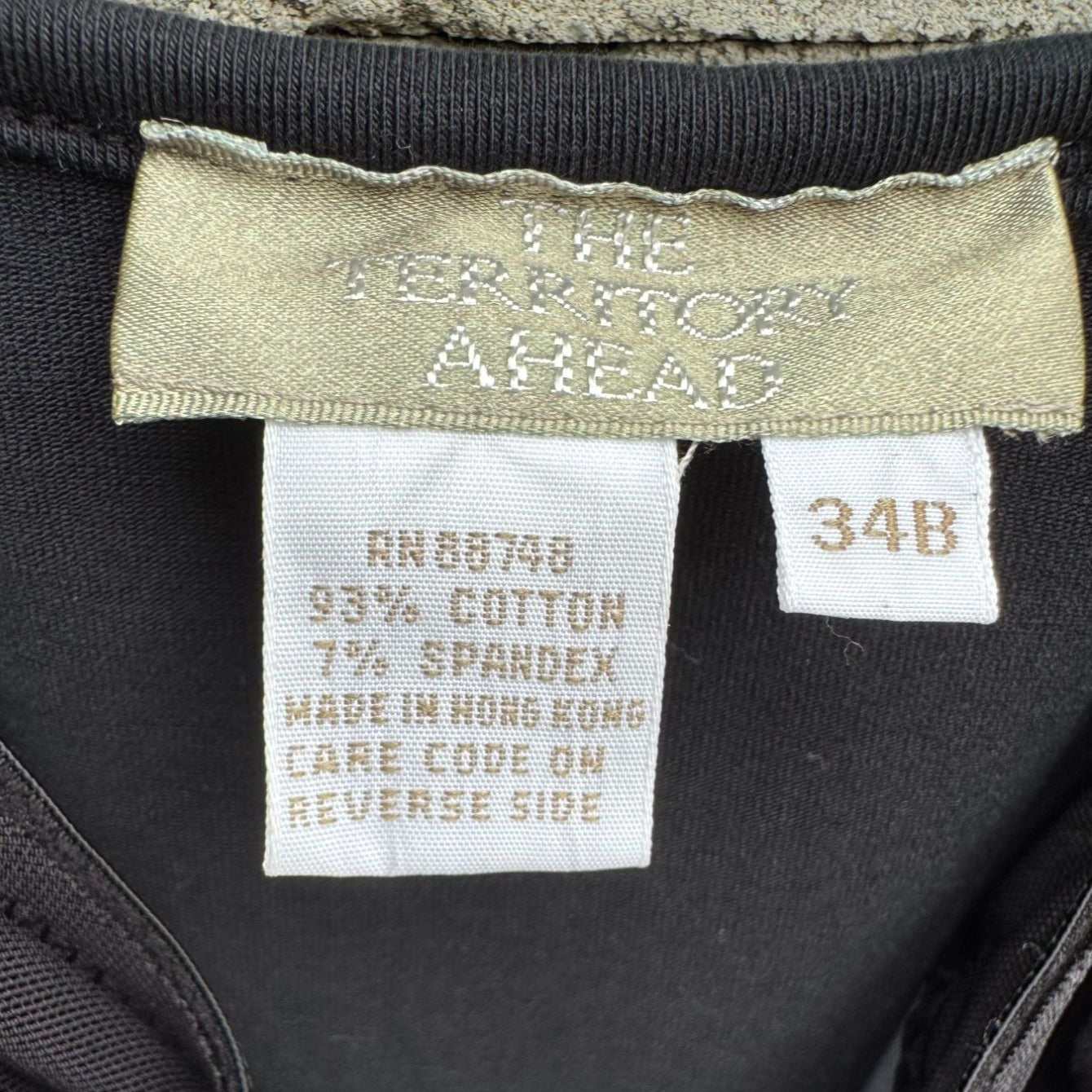 The Territory Ahead Black Built-In Bra Adjustable Straps Stretch Camisole Tank 34B