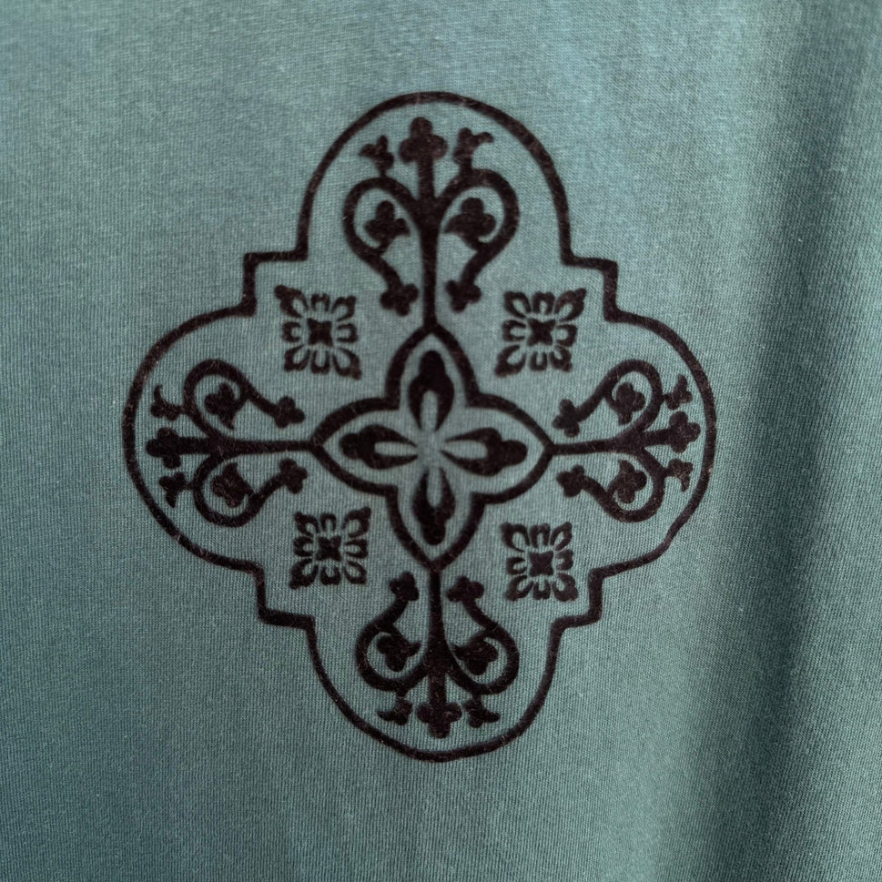 Liz & Co Womens Teal Green Long Sleeve Graphic T-Shirt Medallion Flocked Size S