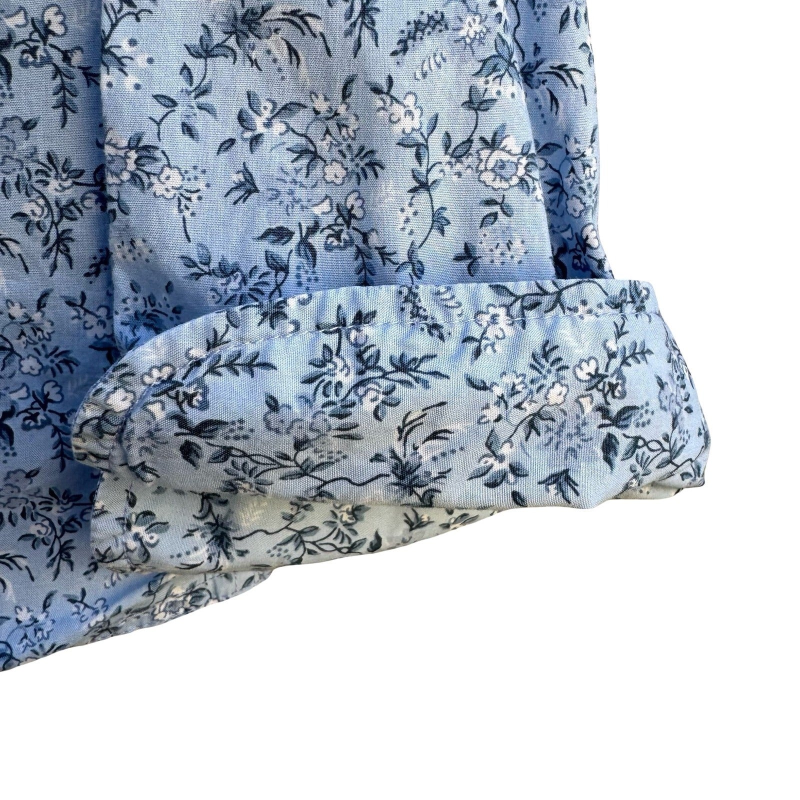 Liz Claiborne Vintage 90s Blue Floral Calico Button Up Cropped Shirt PM Cottage