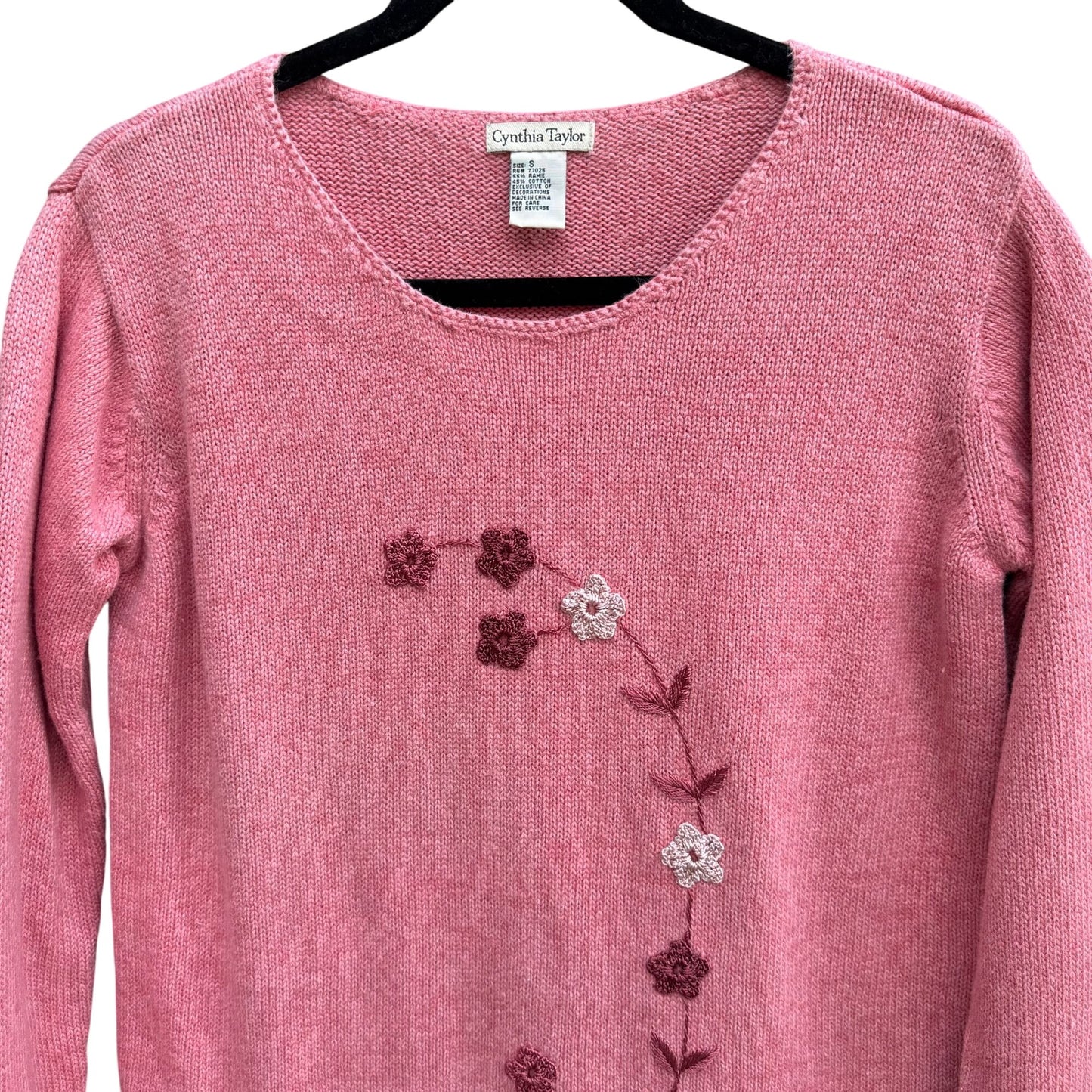 Cynthia Taylor Vintage Womens Pink Sweater Cottage Floral Embroidery Beaded Hem