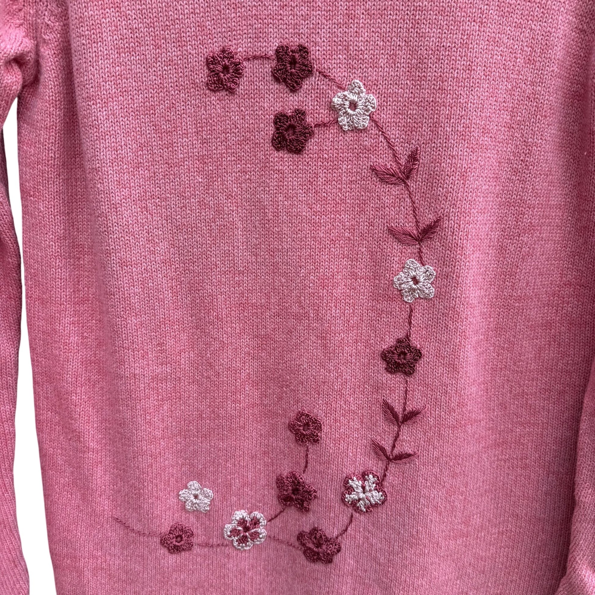 Cynthia Taylor Vintage Womens Pink Sweater Cottage Floral Embroidery Beaded Hem