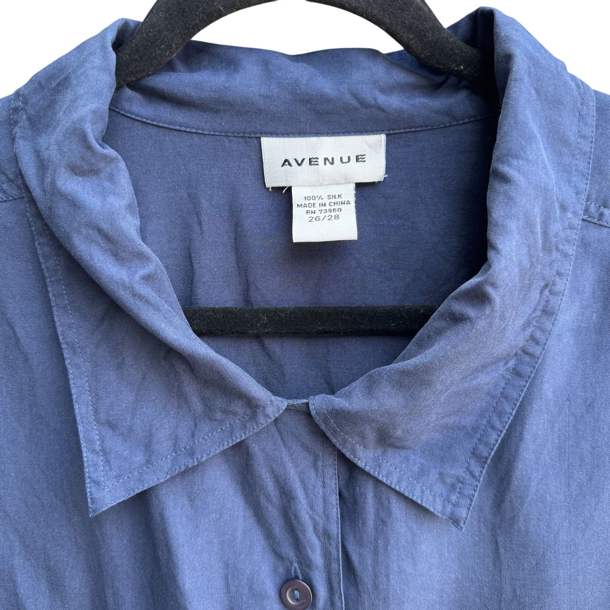 Avenue Vintage Womens Plus Size Navy Silk Button-Down Preppy Shirt Blouse 26/28