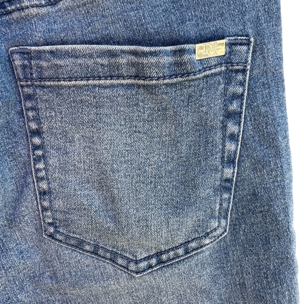 DG2 Diane Gilman Womens Preppy Blue Stretch Denim Old Money Long Bermuda Short 2