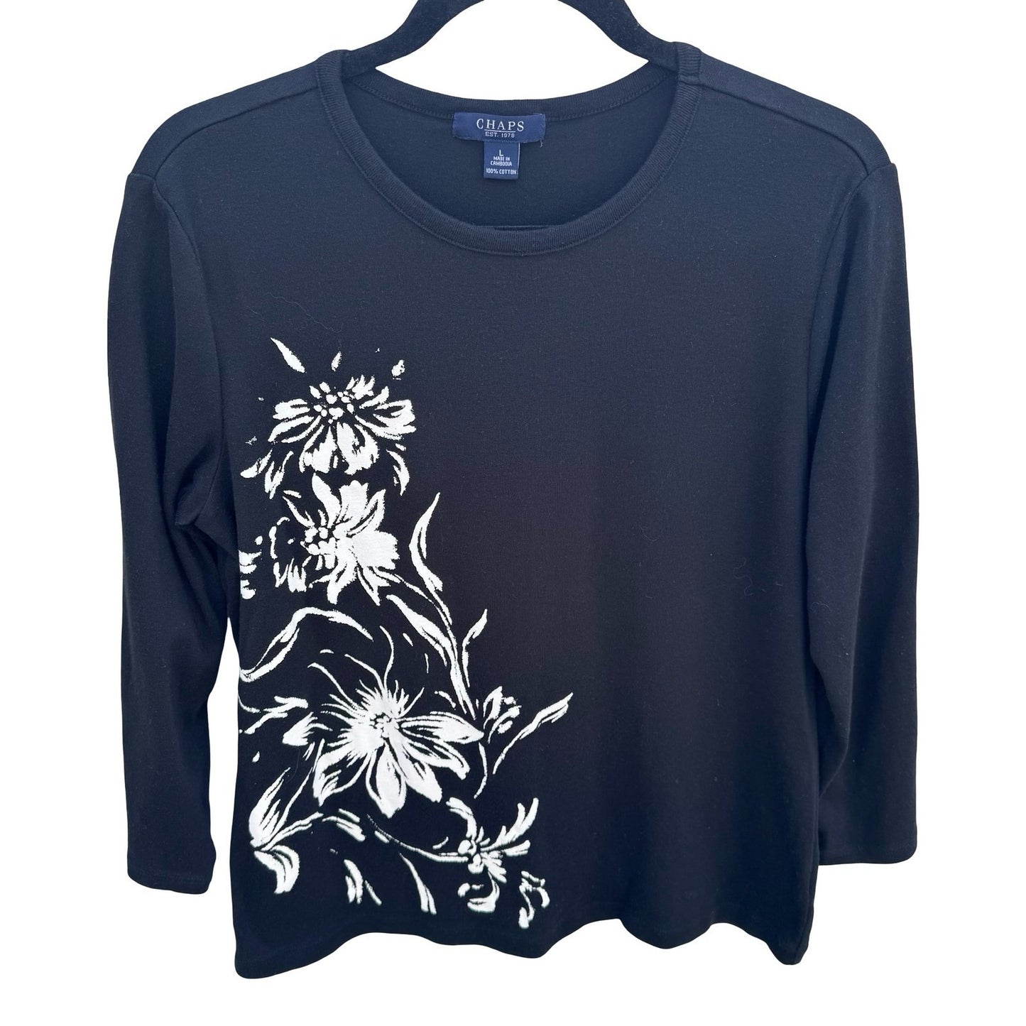 Chaps Womens Black Long Sleeve Floral Graphic Top L Preppy Minimalist Monochrome