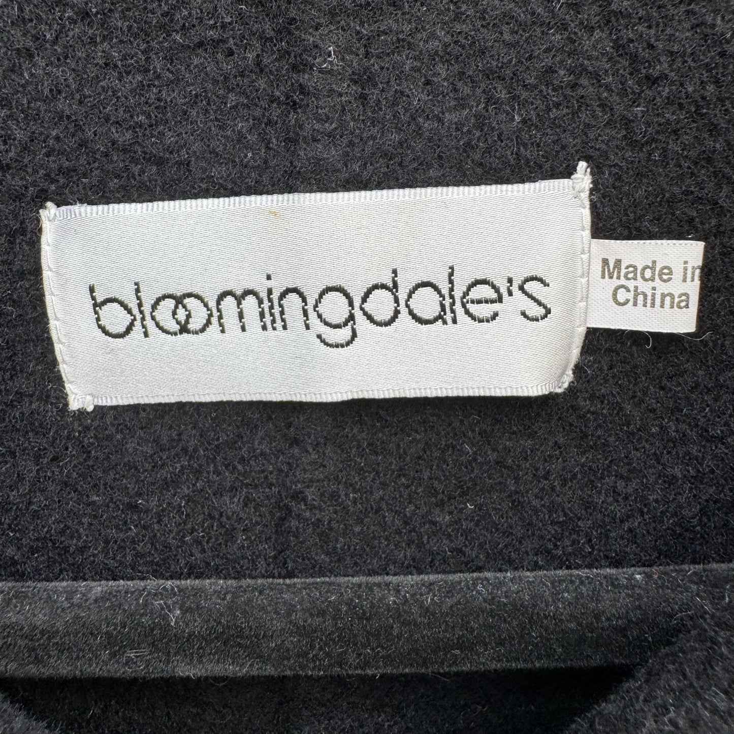Bloomingdales Vintage Black Wool Cashmere Blend Womens Coat Peter Pan Collar 16