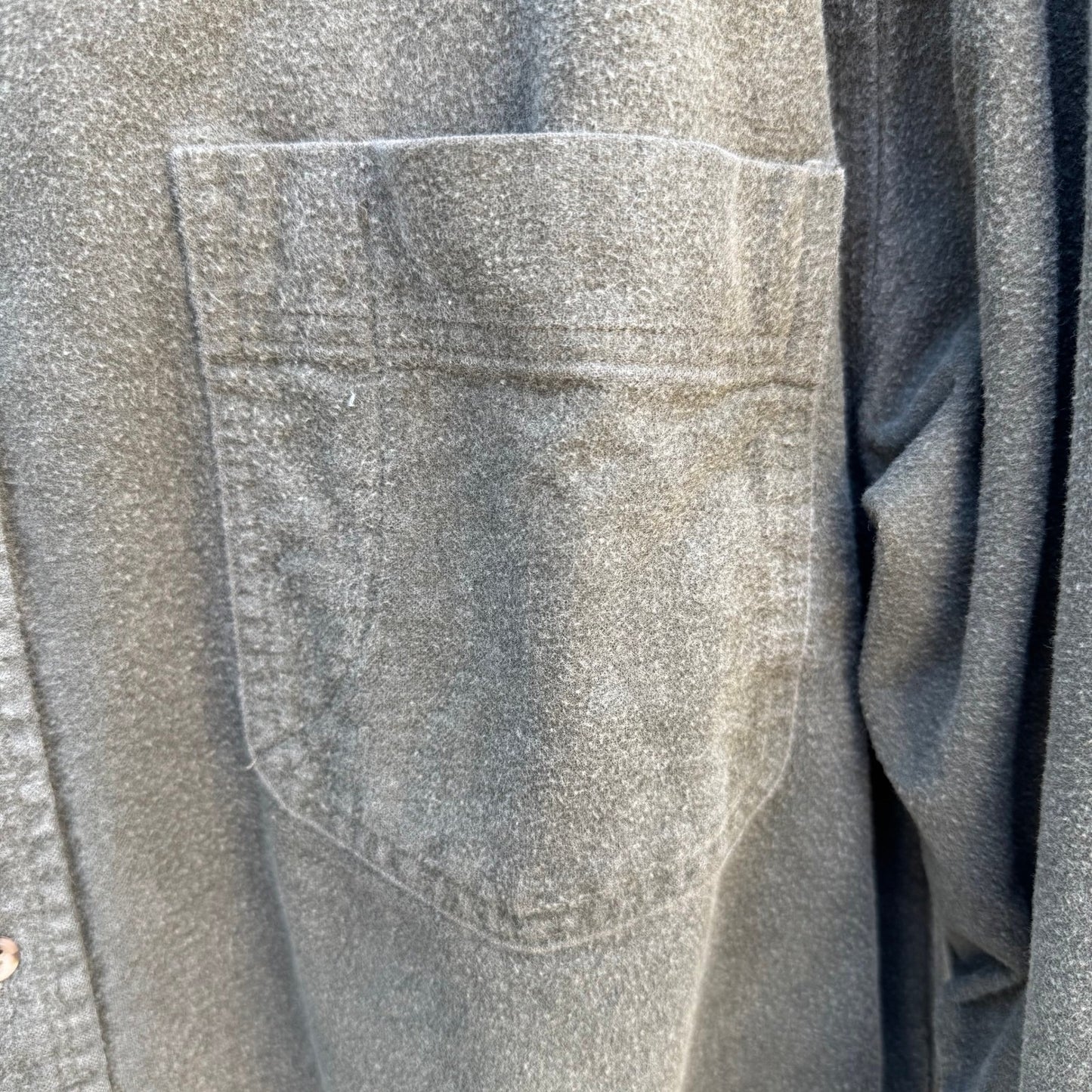 Eddie Bauer Vintage Mens Olive Green Heavy Cotton Chamois Shirt Long Sleeve L