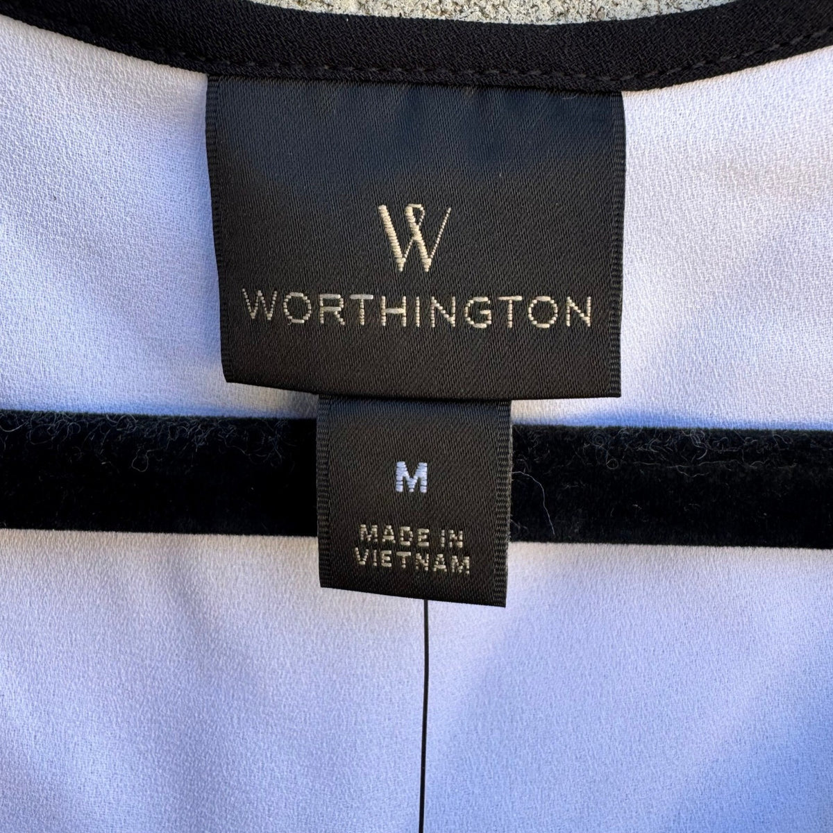 Worthington Coquette Ruffled Romantic Minimalist V-Neck Tie Chiffon Blouse M NWT