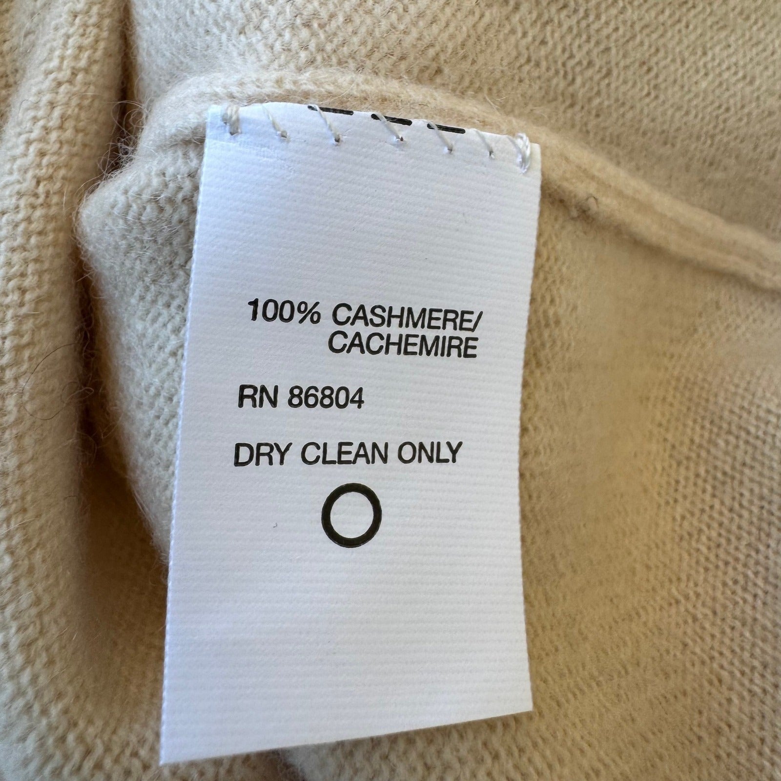 Neiman Marcus Cashmere Quiet Luxury Old Money Minimalist Turtleneck Sweater NEW