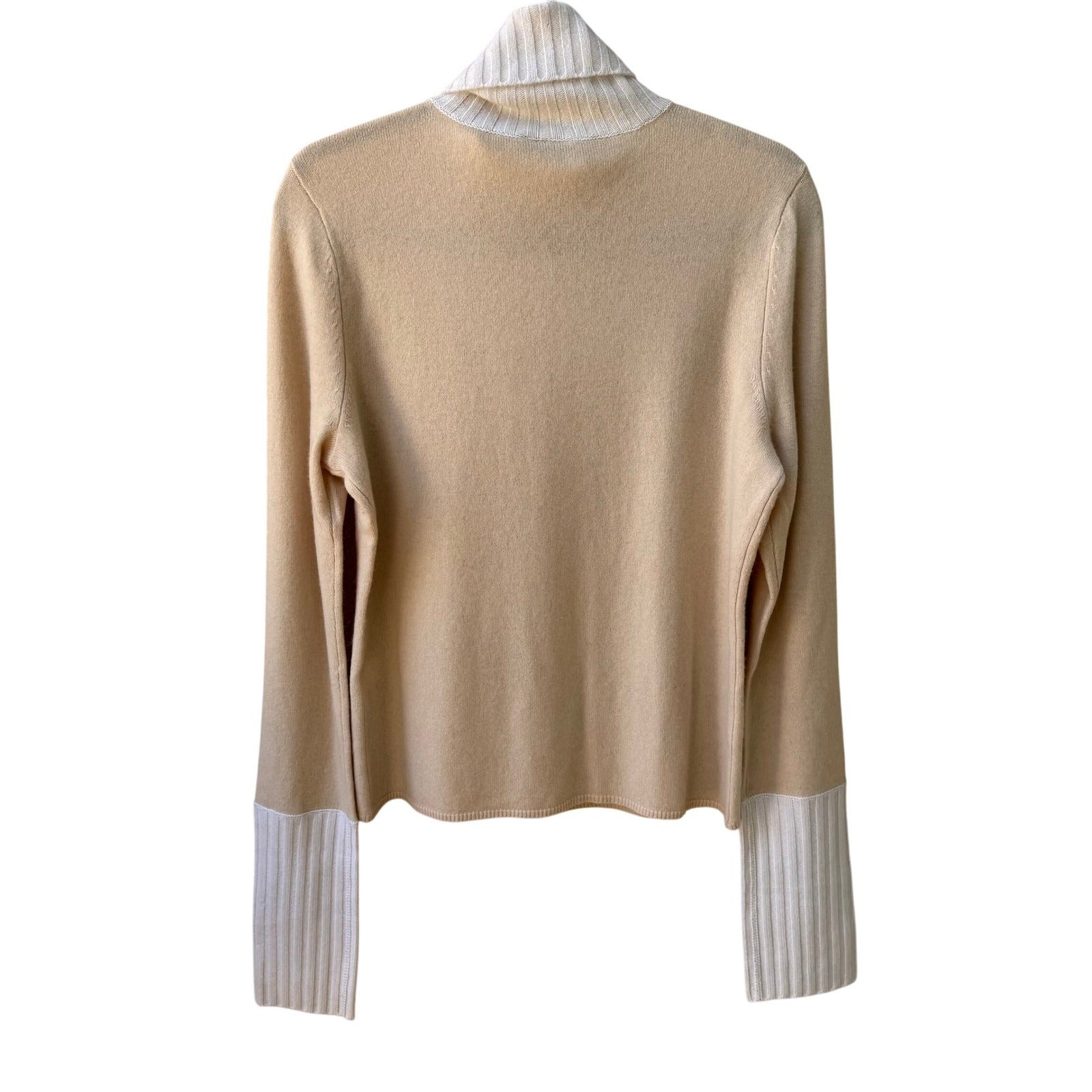 Neiman Marcus Cashmere Quiet Luxury Old Money Minimalist Turtleneck Sweater NEW