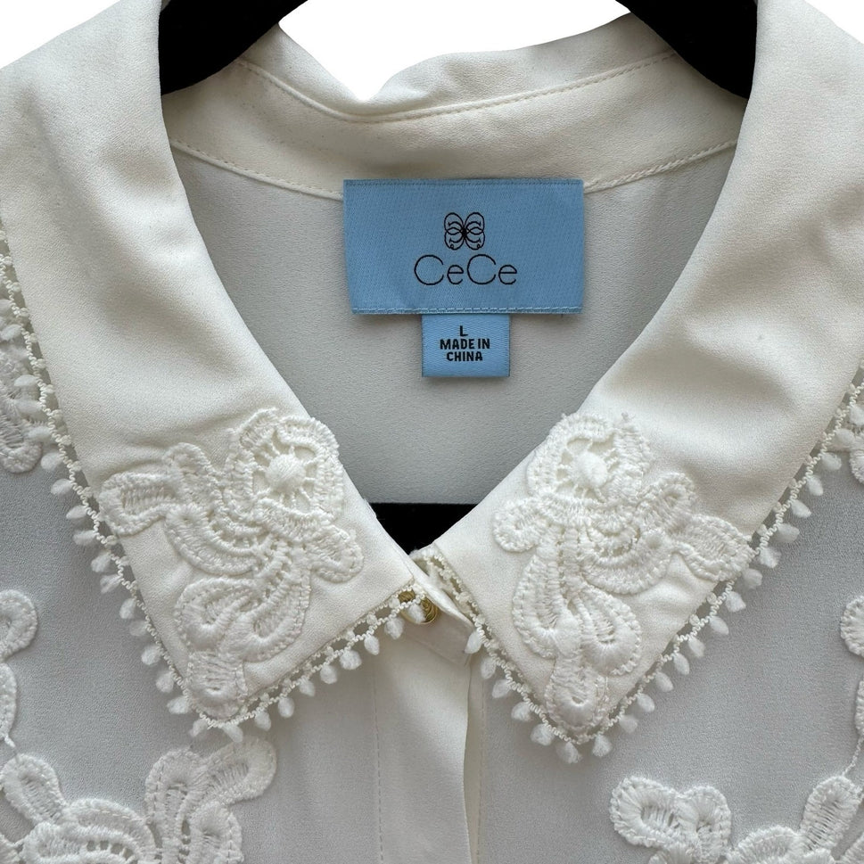 CeCe Spice Market Sleeveless Lace Trim Blouse Lt Cream Gold Buttons Large NEW