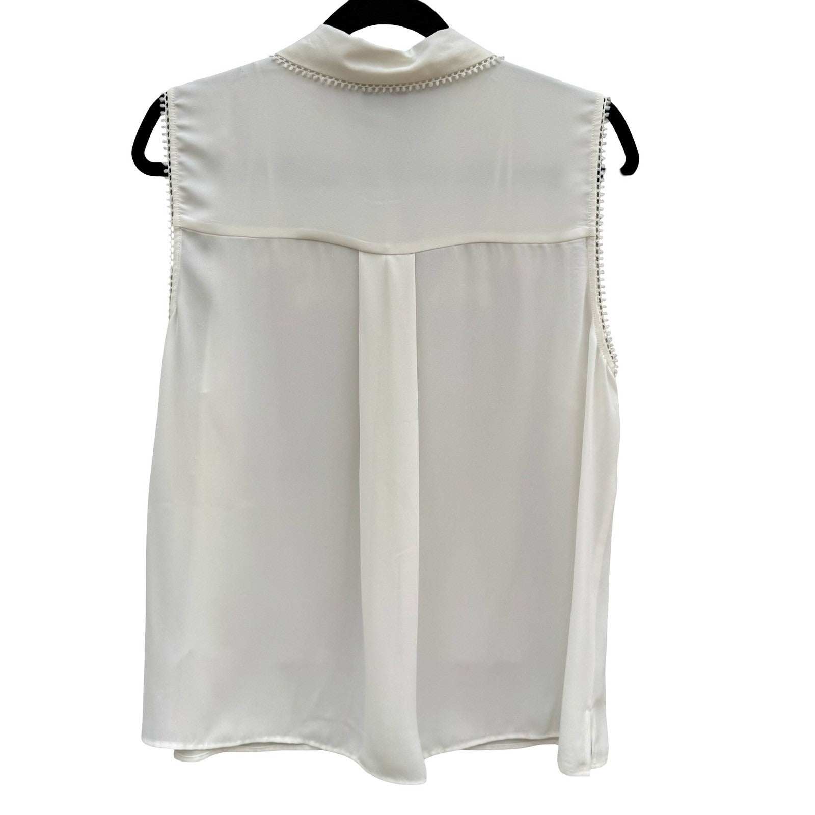 CeCe Spice Market Sleeveless Lace Trim Blouse Lt Cream Gold Buttons Large NEW