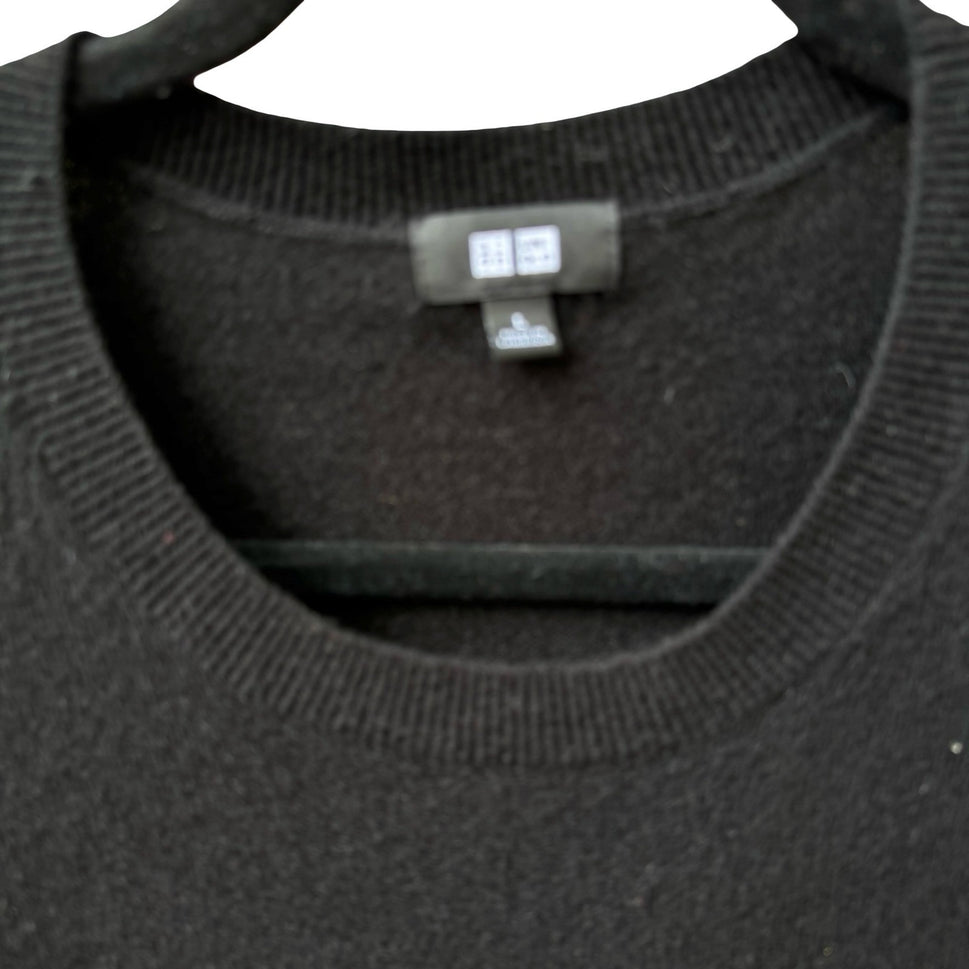 Uniqlo 100% Cashmere Quiet Luxury Minimalist Old Money Cozy Sweater Mens Black L