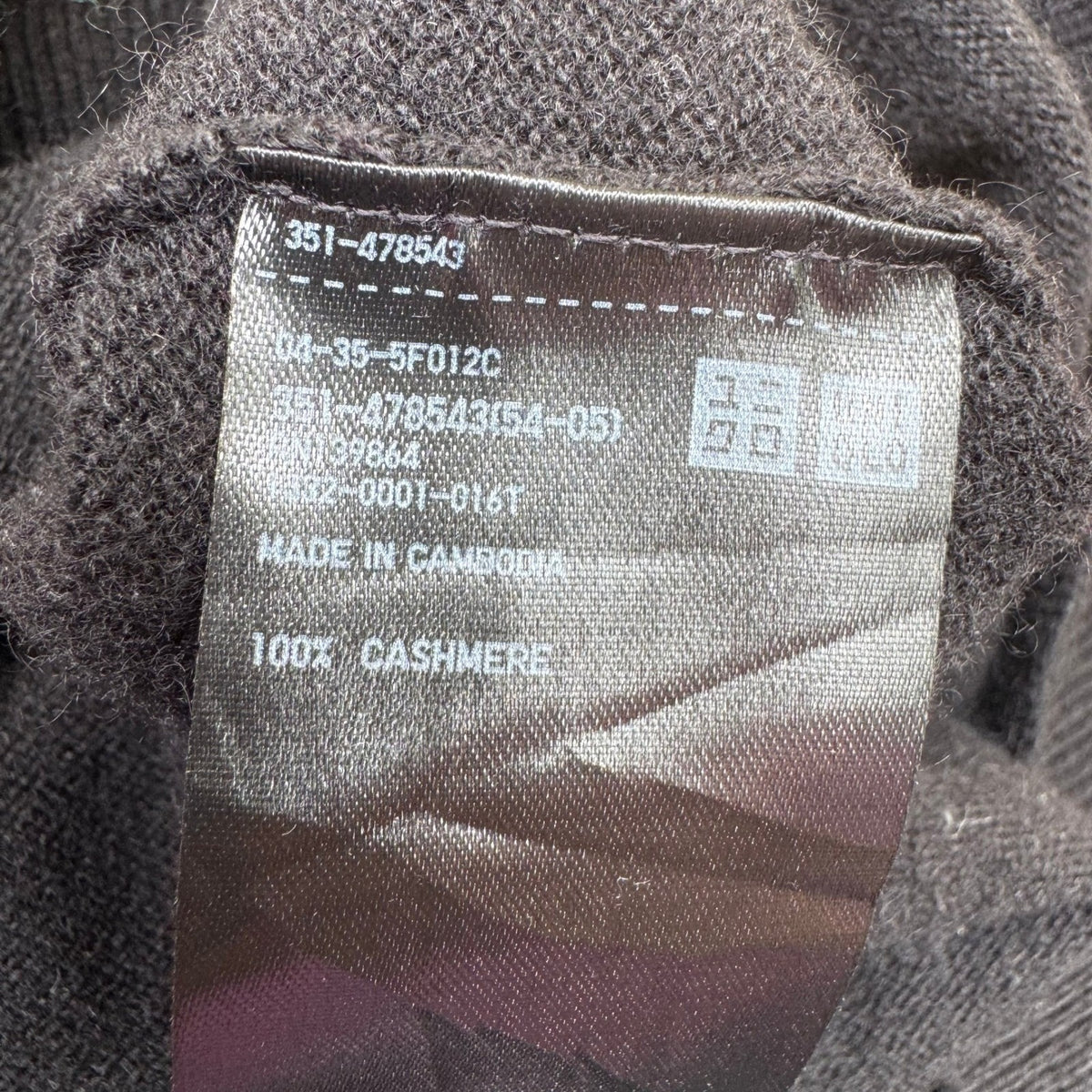 Uniqlo 100% Cashmere Quiet Luxury Minimalist Old Money Cozy Sweater Mens Black L