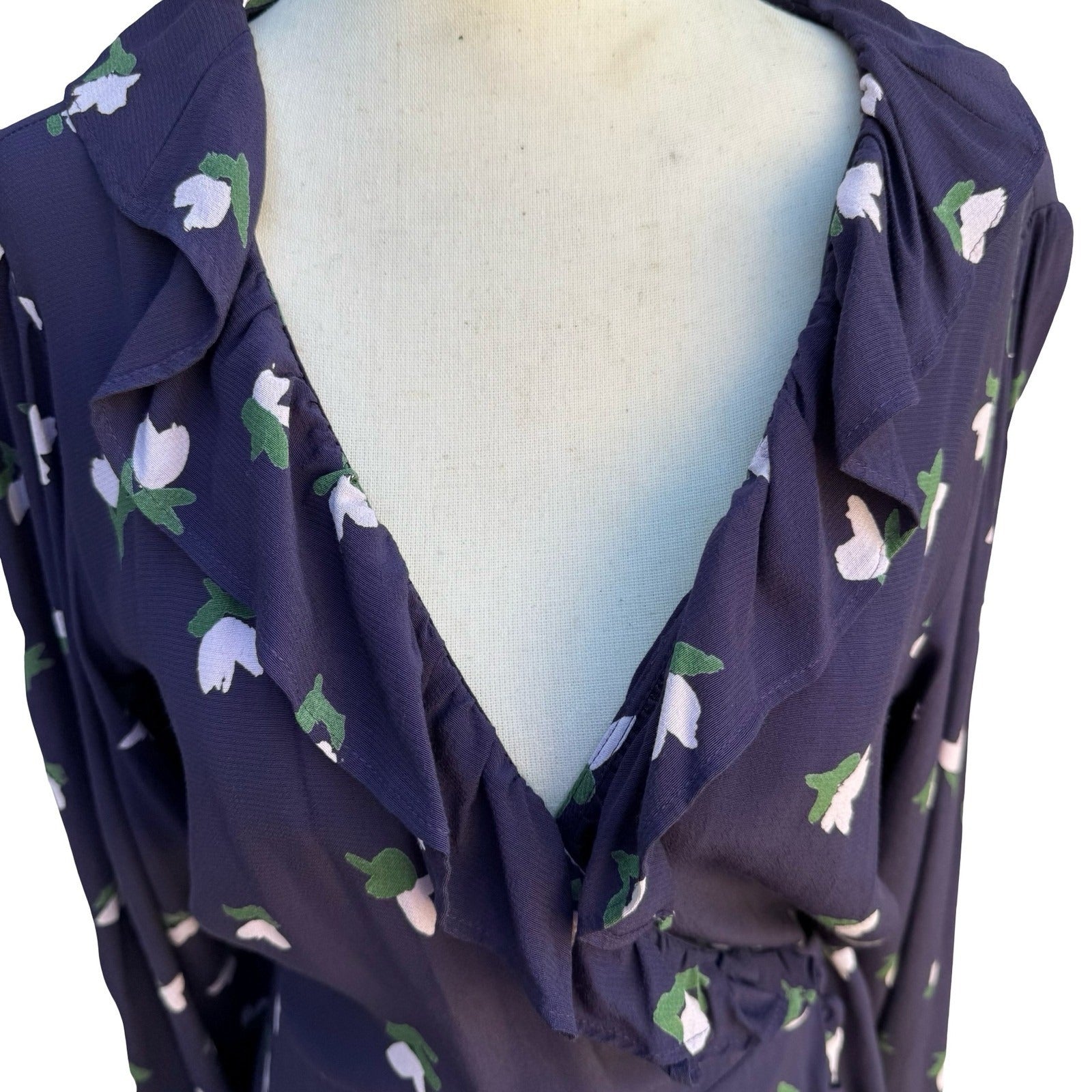 HM Navy Blue Floral Tulip Feminine Boho Ruffle Wrap Dress Long Sleeve Size 8 NEW