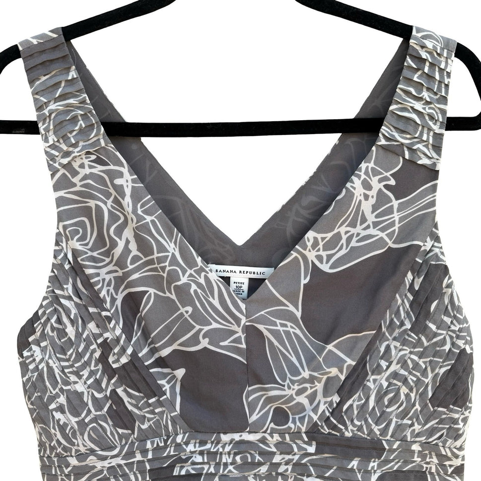Banana Republic Gray Floral Silk V-Neck Empire Waist Blouse 10P Romantic Luxury