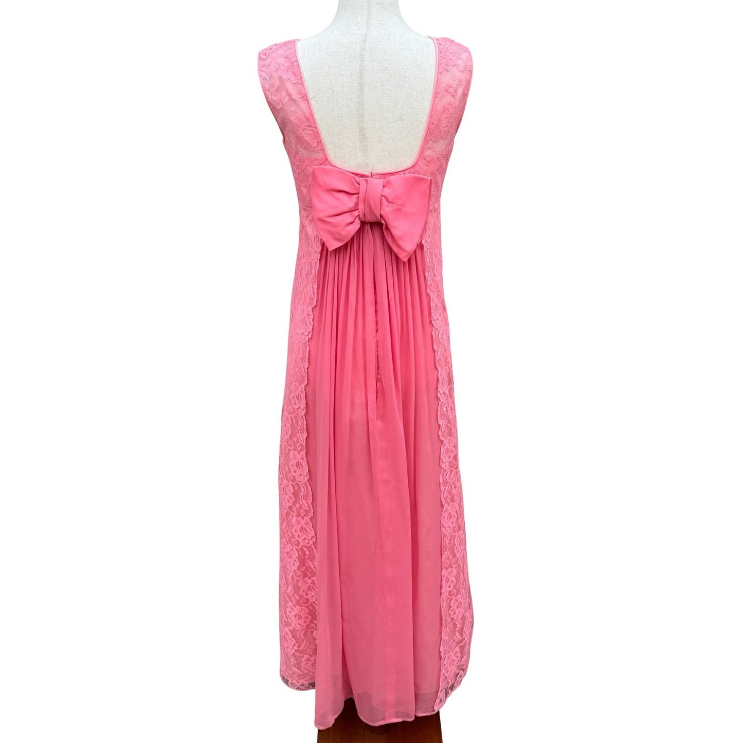 Vintage Pink Floral Lace Maxi Dress Low Back Bow Chiffon Pleated Gown Sleeveless