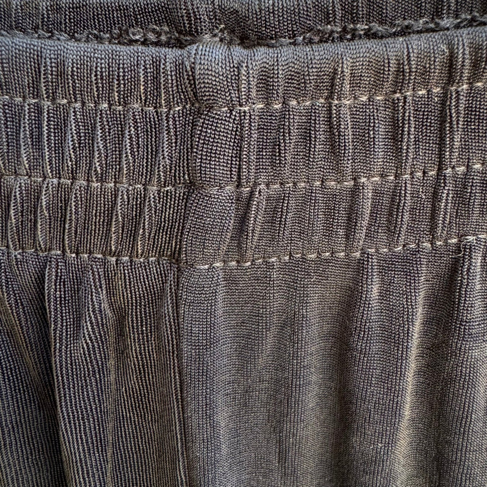 Impressions Millennium Edition Liquid Knit Micro Pleated Relaxed Pants Womens M