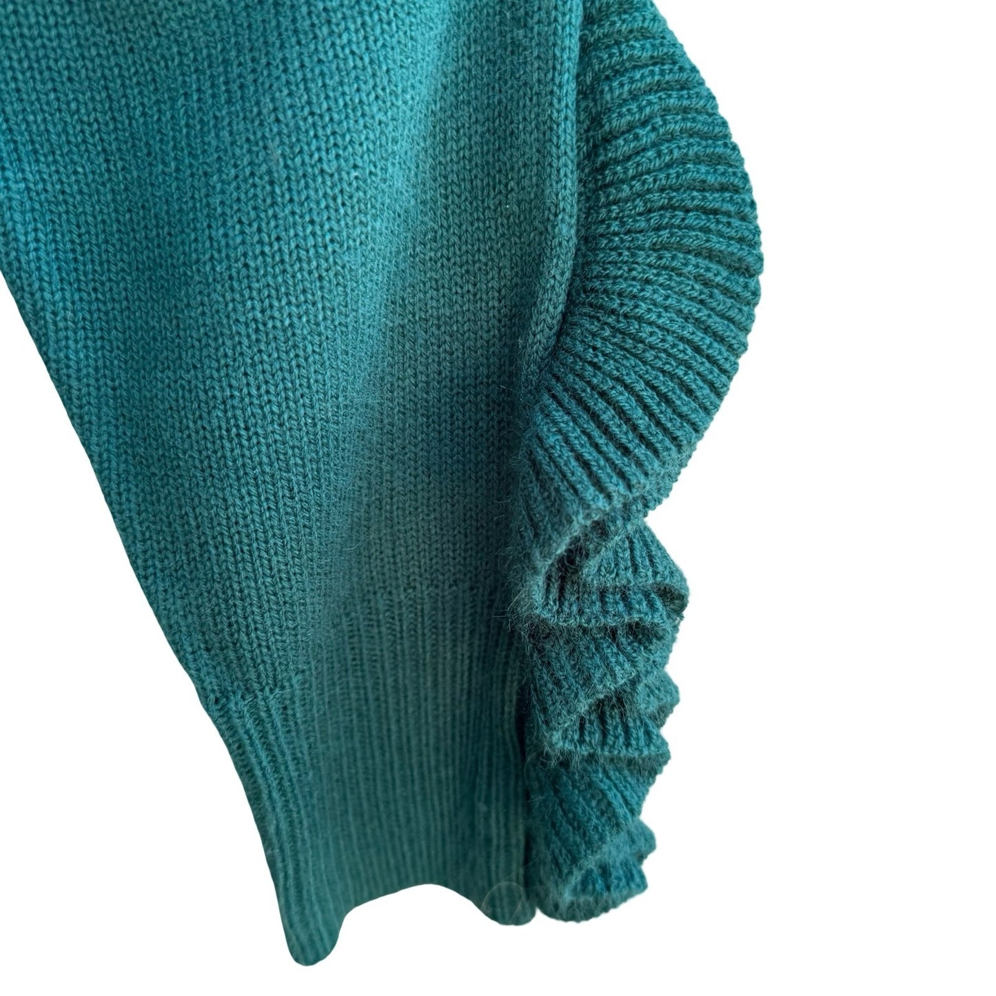 Kate & Mallory Feminine Romantic Coquette Ruffle Sleeve Cable Knit Sweater L