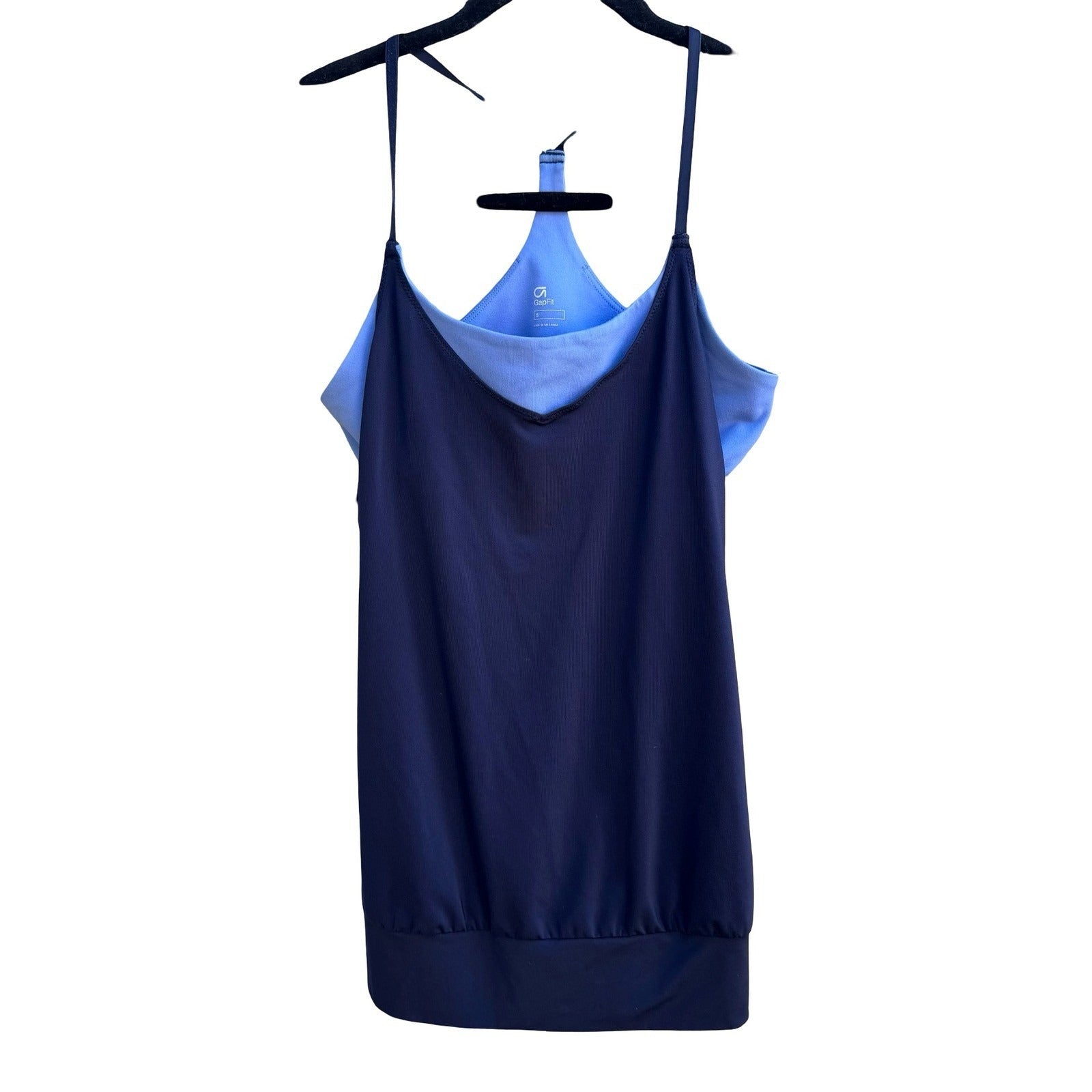GapFit Layered Racerback Active Tank Top Built-in Bra Navy S Athleisure Yoga Gym