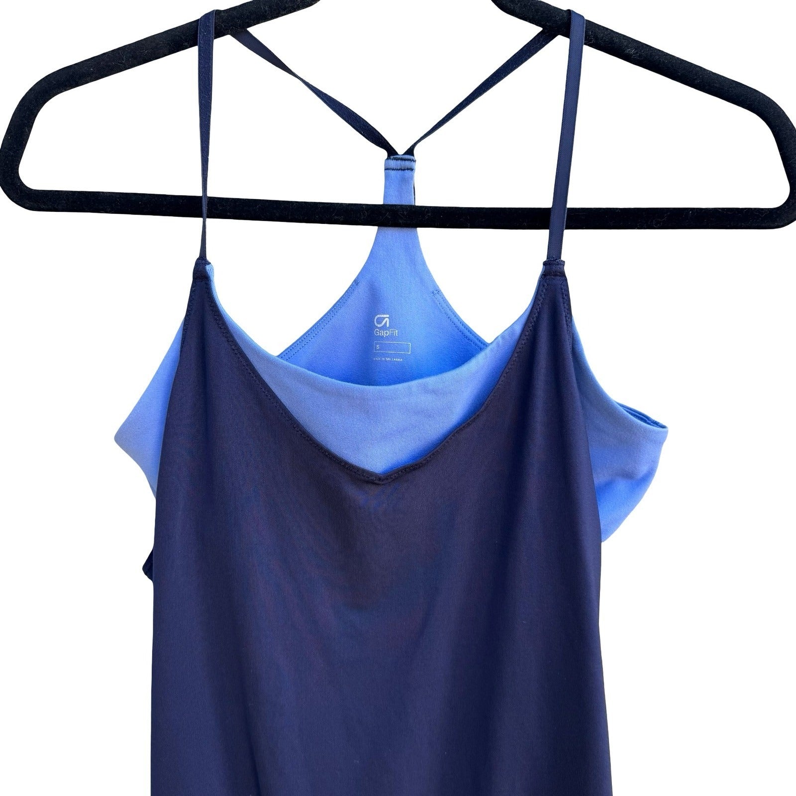 GapFit Layered Racerback Active Tank Top Built-in Bra Navy S Athleisure Yoga Gym