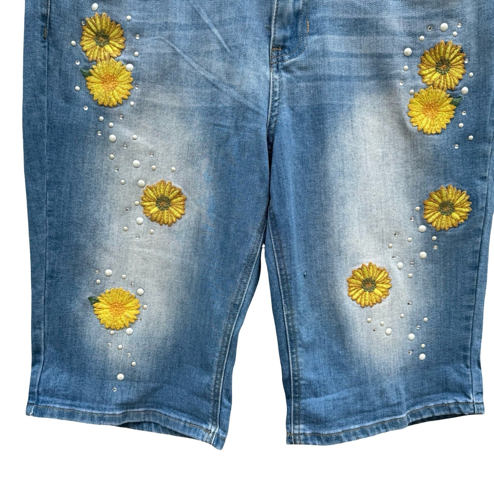 Hydraulic Nolita Curvy Bermuda Shorts Size 12 Sunflower Embroidered Pearl Denim