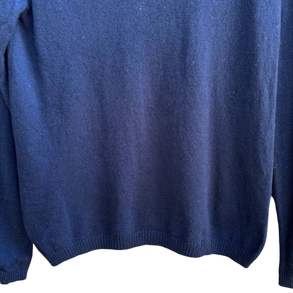 Neiman Marcus Cashmere Quiet Luxury Old Money Minimalist Crewneck Sweater Navy M