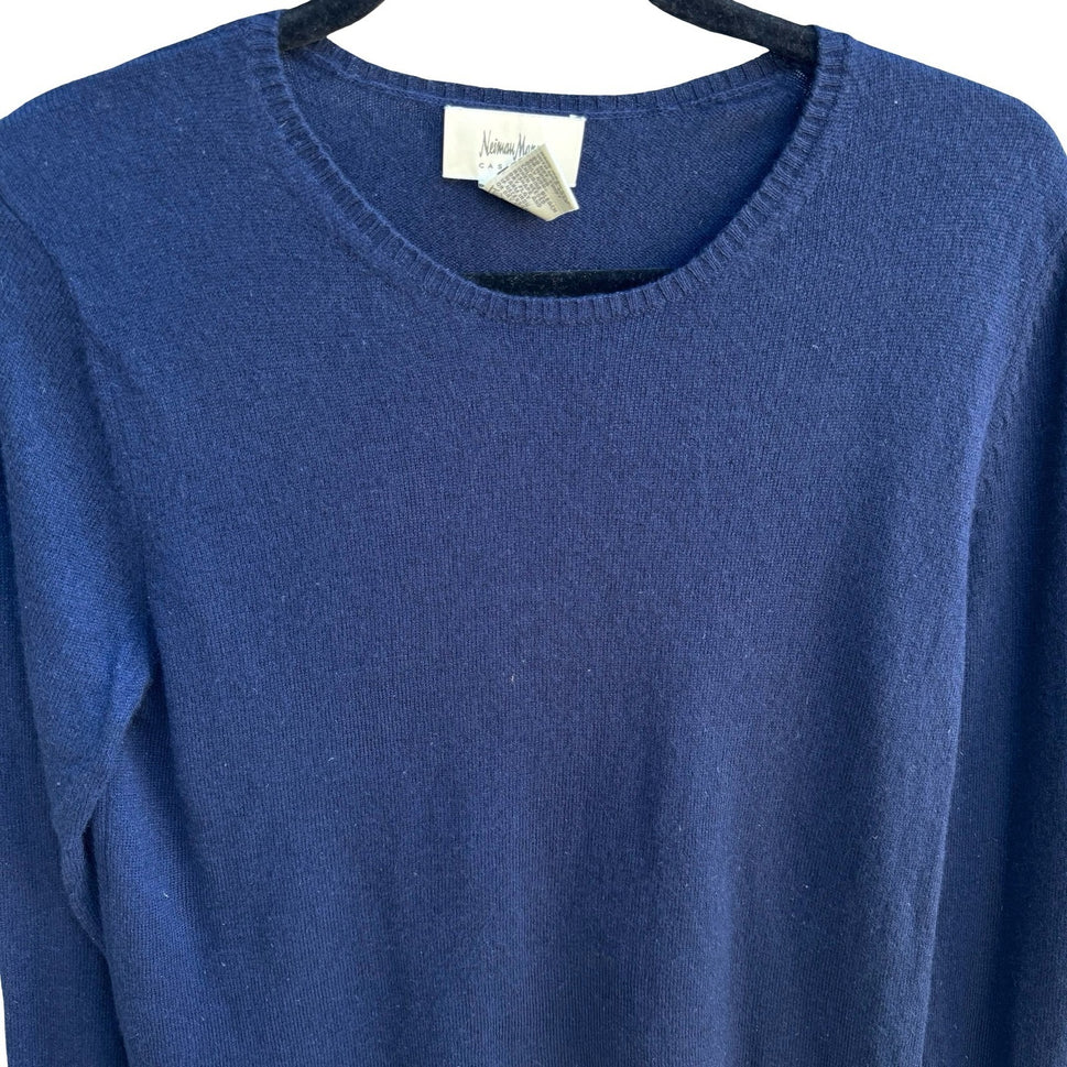 Neiman Marcus Cashmere Quiet Luxury Old Money Minimalist Crewneck Sweater Navy M