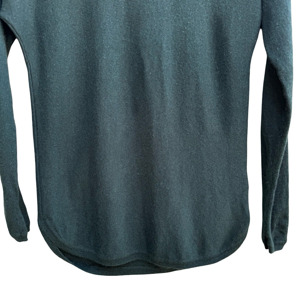 Max Studio 100% 2 Ply Cashmere Quiet Luxury Minimalist Preppy Cowl Neck Sweater