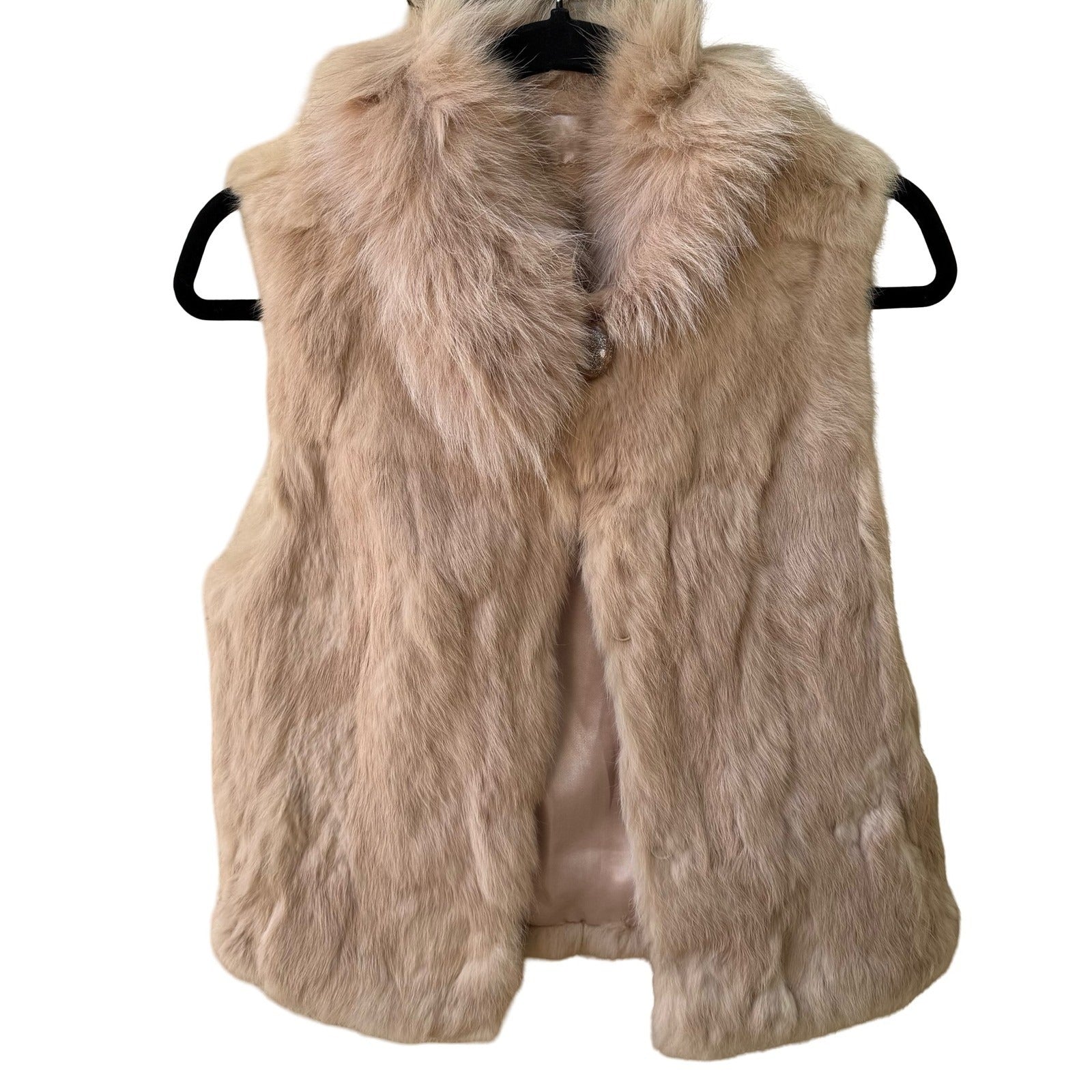 Sheri Bodell Mob Wife Boho Festival Glamour Quiet Luxury Rabbit Fox Fur Vest S