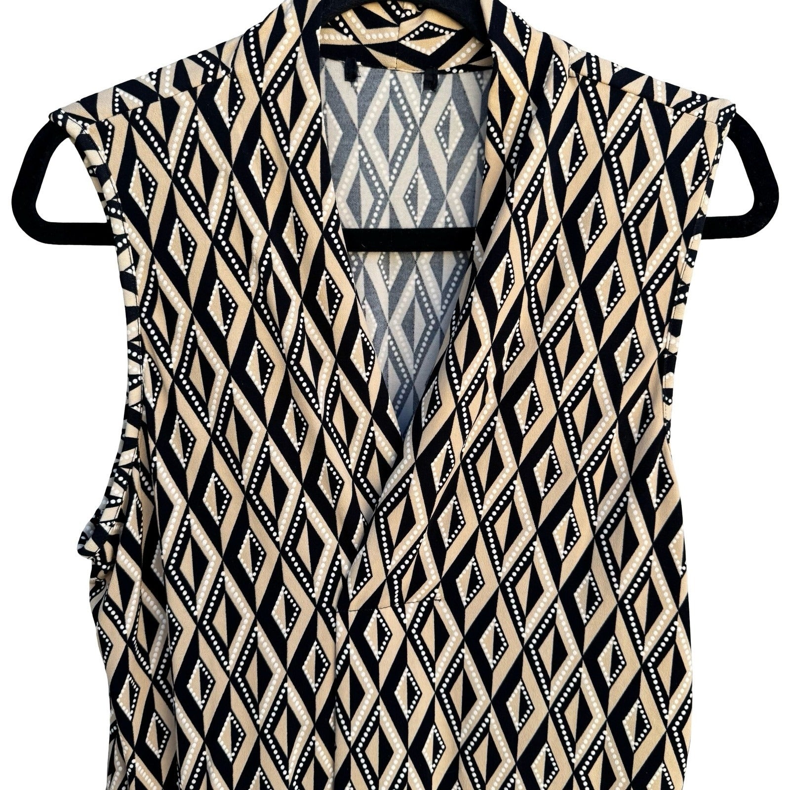 Worthington Geometric Diamond Print Mod Sleeveless V-Neck Blouse Tan Black Small