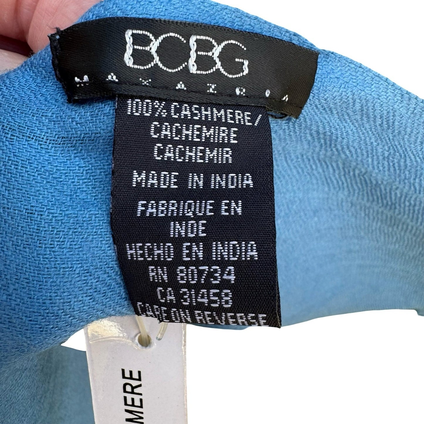 BCBG Max Azria 100% Cashmere Luxury Minimalist Scarf Coastal Fringed Wrap NEW