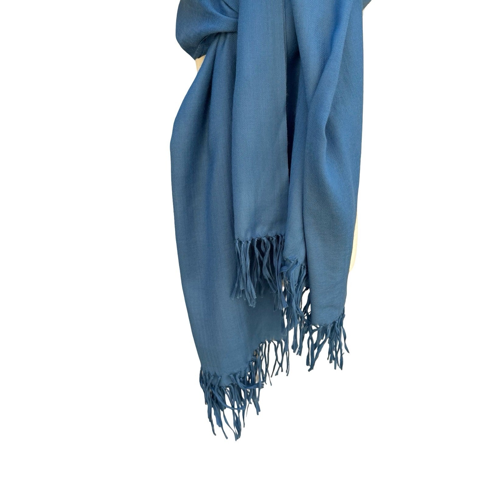 BCBG Max Azria 100% Cashmere Luxury Minimalist Scarf Coastal Fringed Wrap NEW