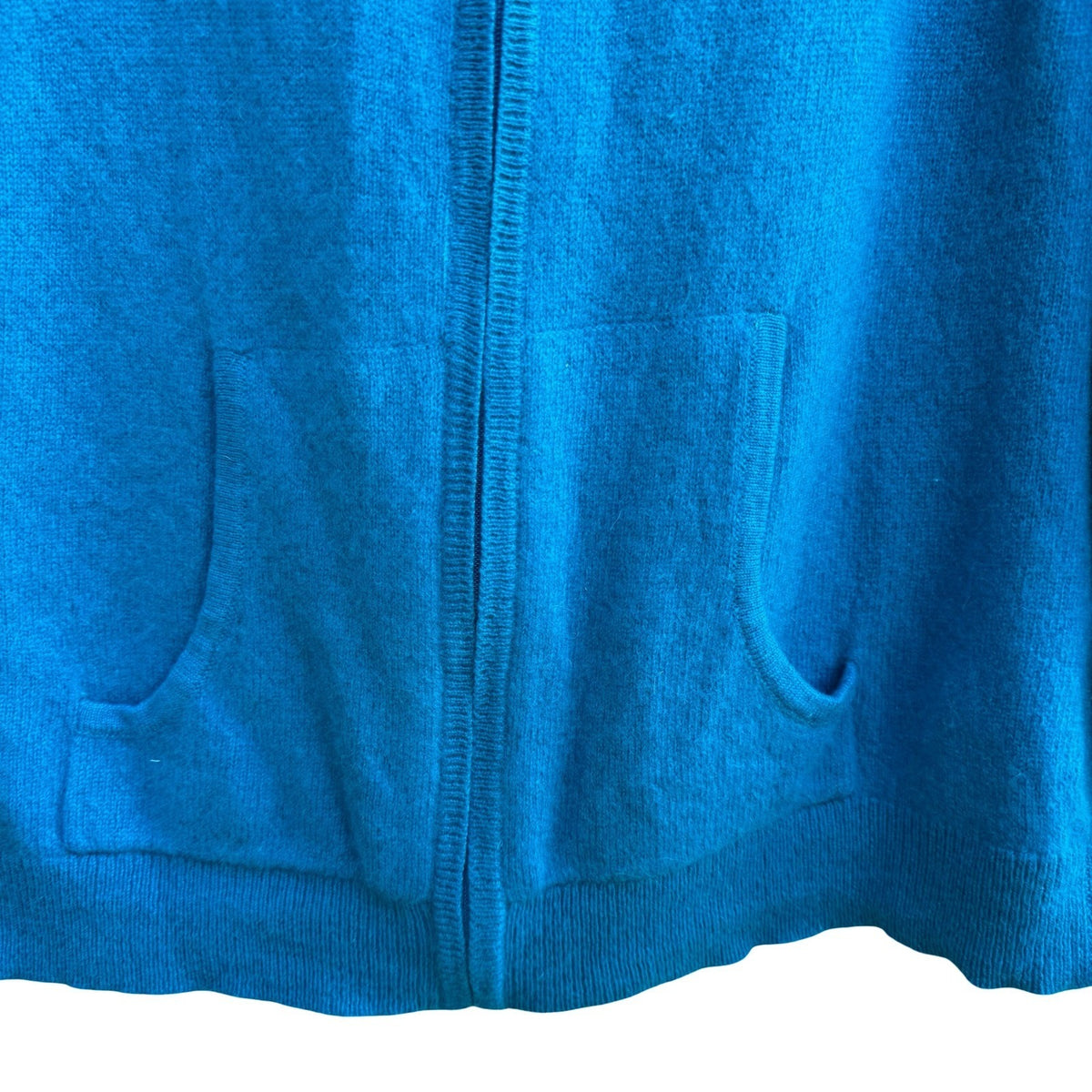Charter Club 100% Cashmere Quiet Luxury Preppy Zip Hoodie Sweater Turquoise M