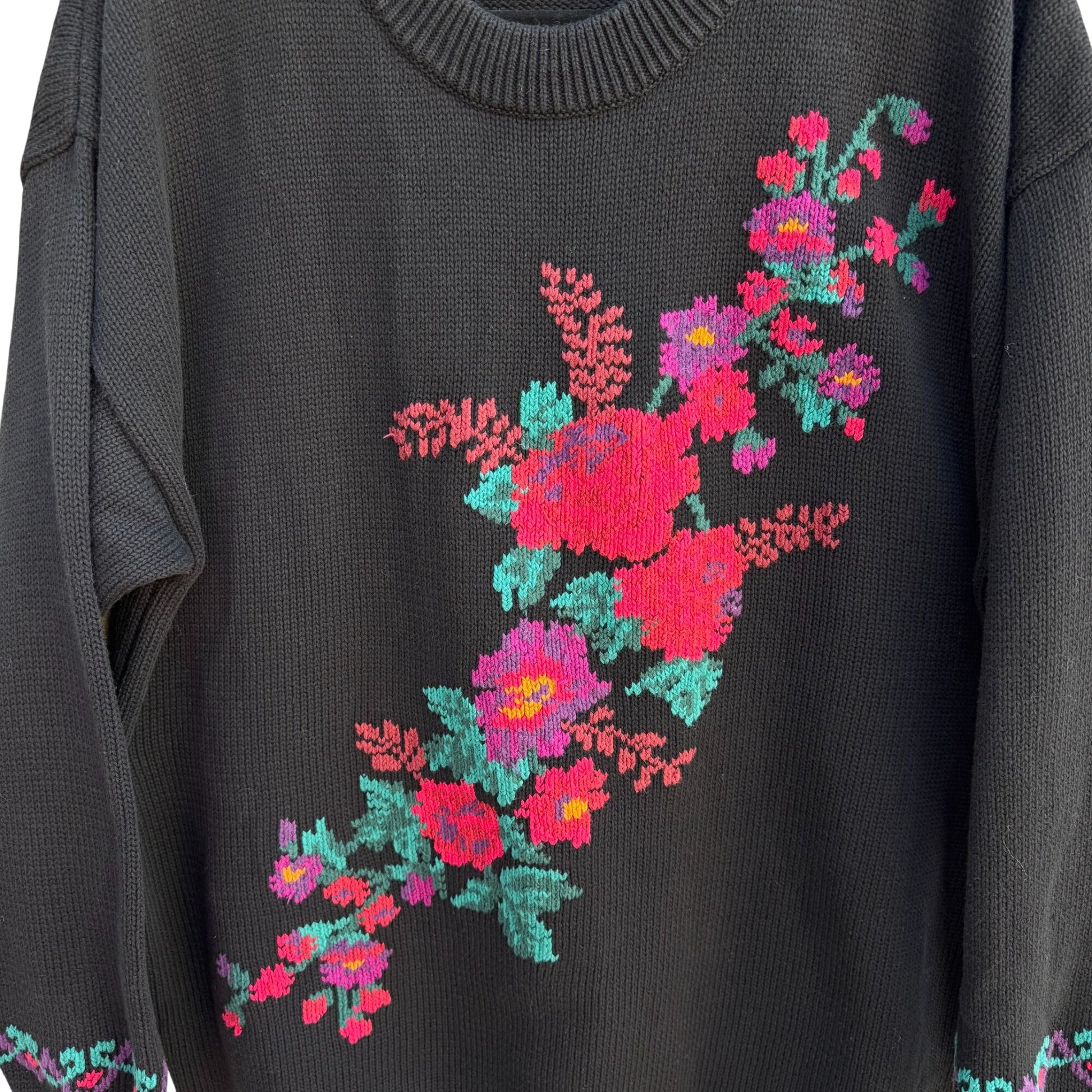 Eddie Bauer Vintage 90s Womens Black Floral Thick Knit Sweater Cottage Oversized