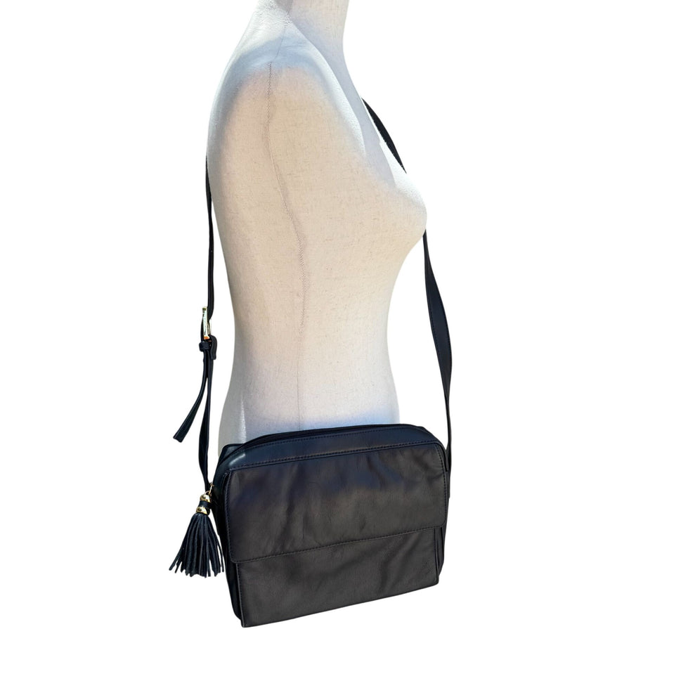 Giani Bernini Womens Navy Leather Tassel Accent Zip Close Crossbody Shoulder Bag