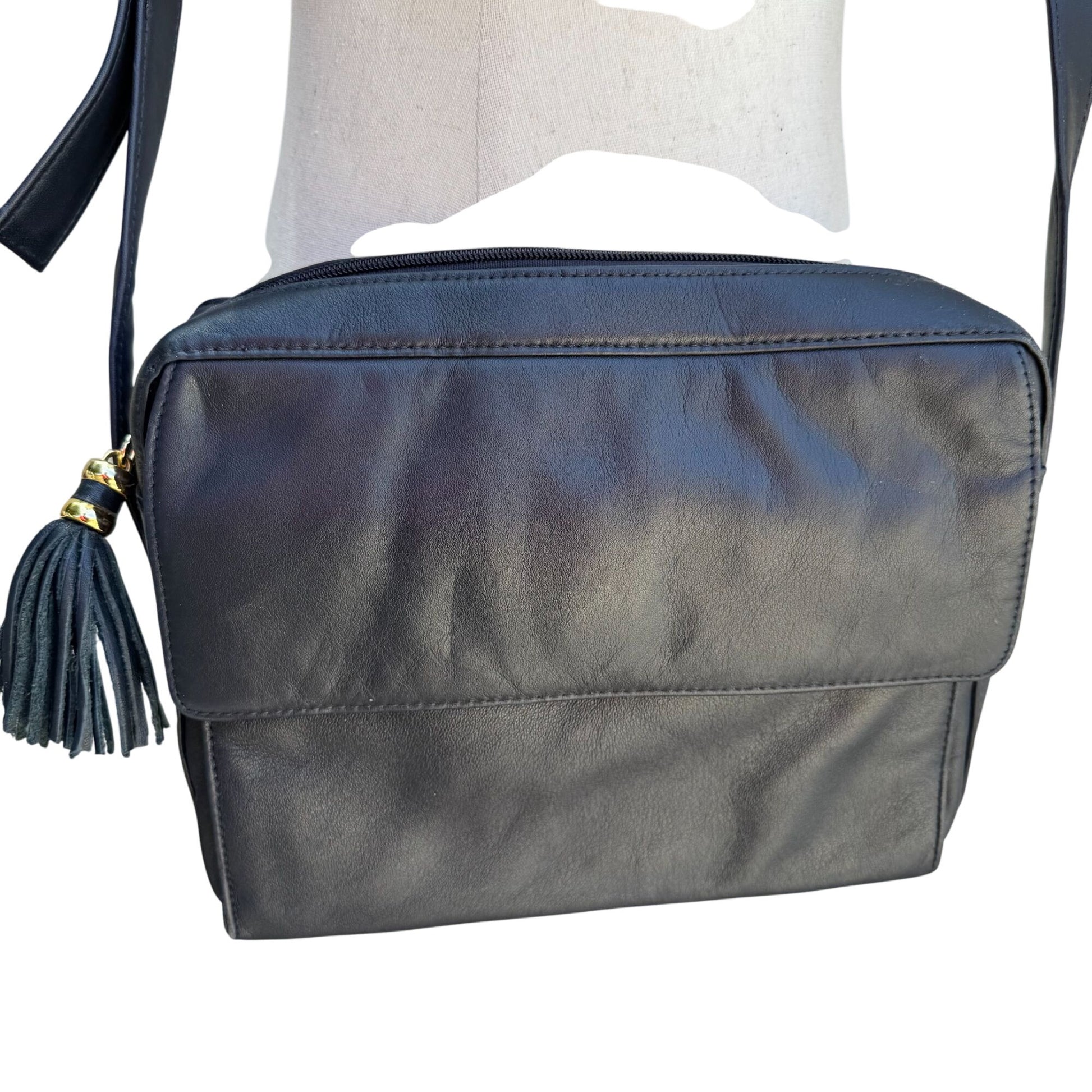 Giani Bernini Womens Navy Leather Tassel Accent Zip Close Crossbody Shoulder Bag