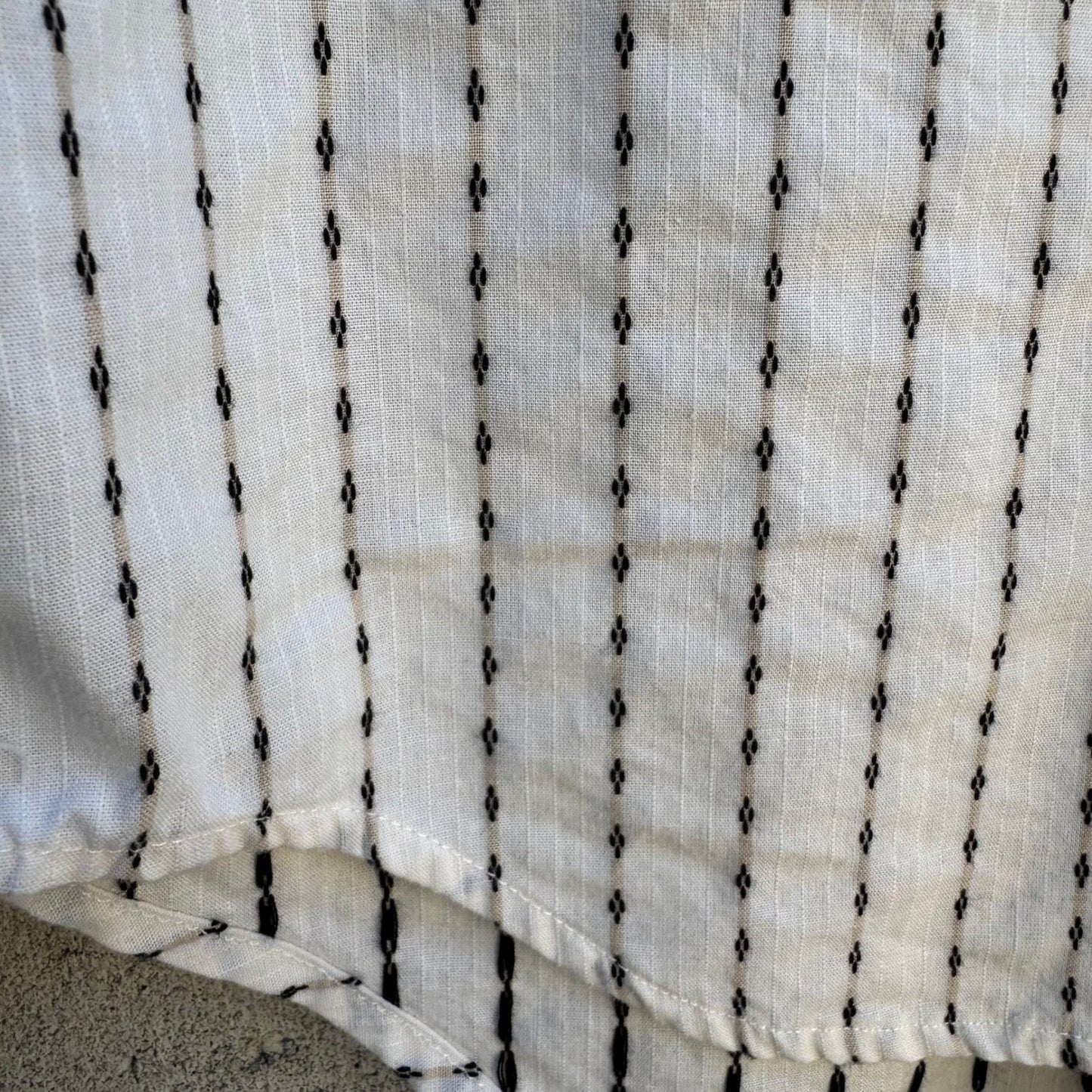 LizSport Vintage Womens S White Black Striped Cotton Button Down Shirt Pockets