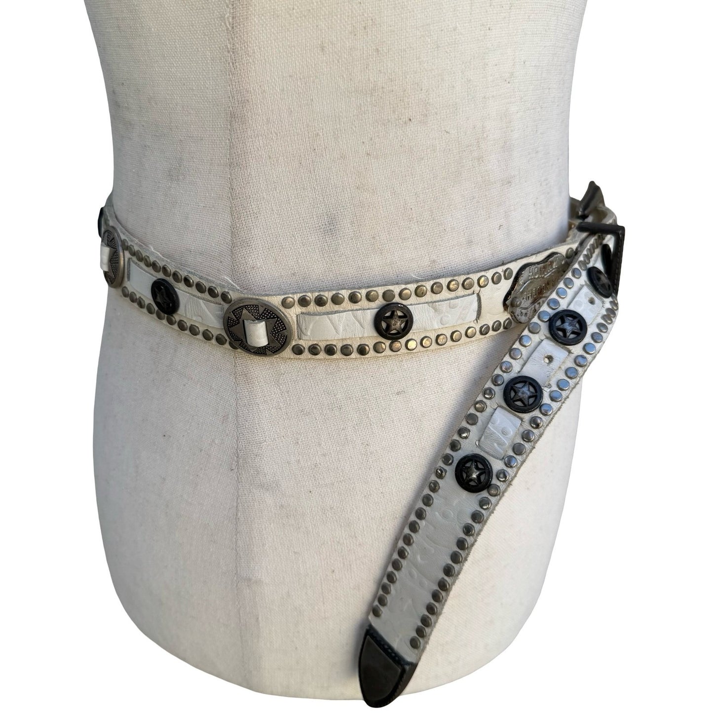Lily Farouche Munich Vintage White Leather Studded Star Concho Belt West Germany