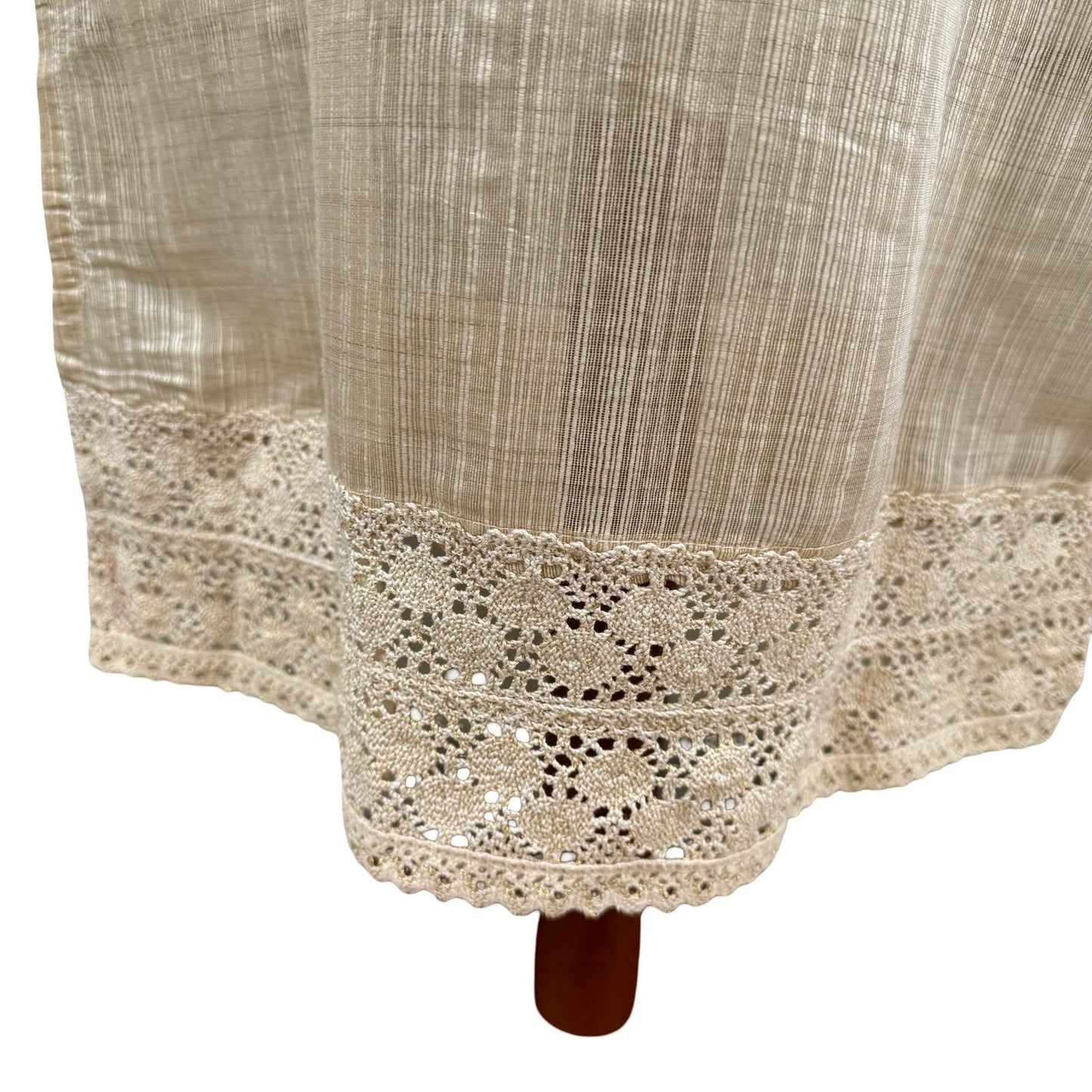 Bollywood Elegant Formal Gold Texture Floral Lace Beaded Sleeveless Kurta Tunic