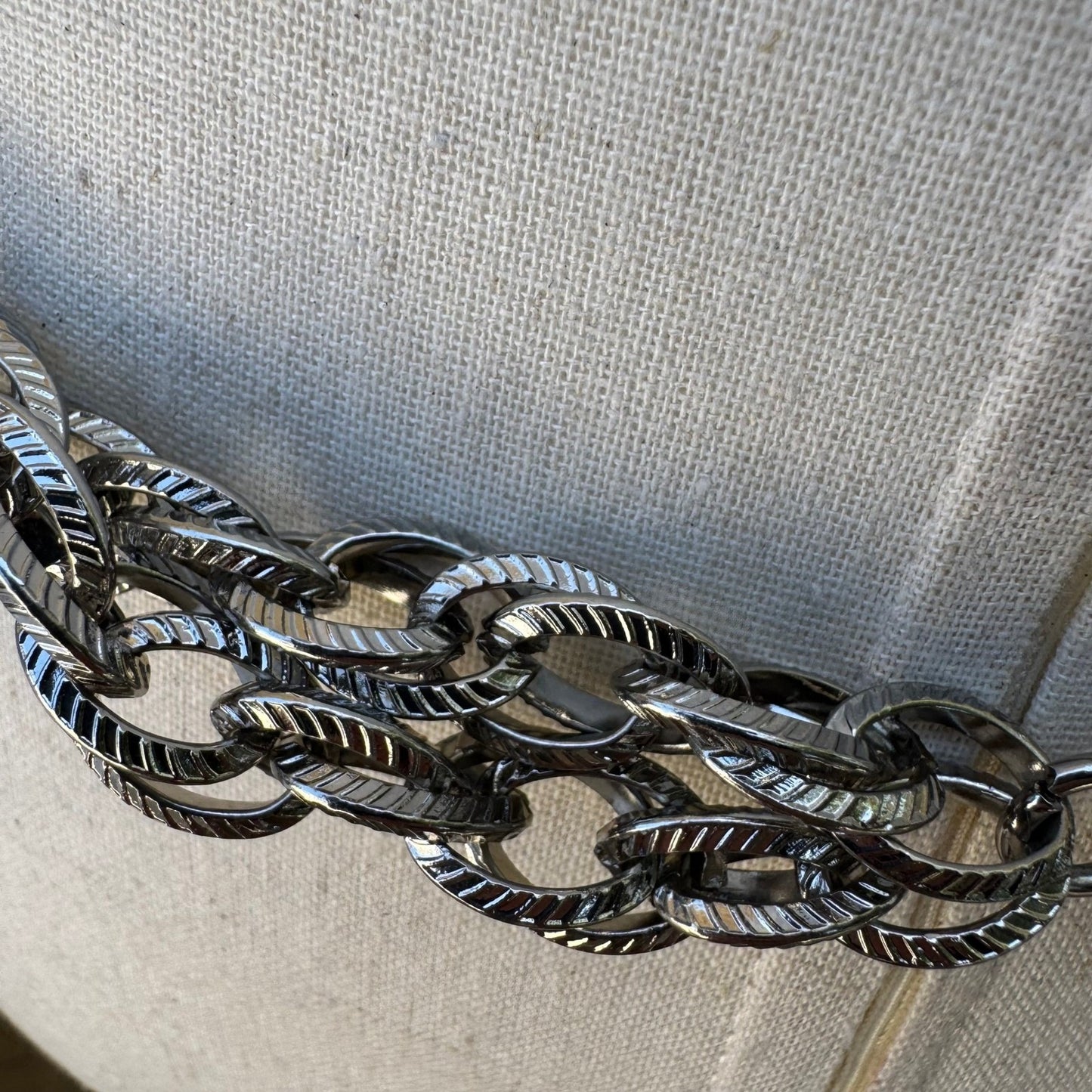 Vintage Y2K Grunge Punk Silver Tone Triple Strand Textured Adjustable Chain Belt