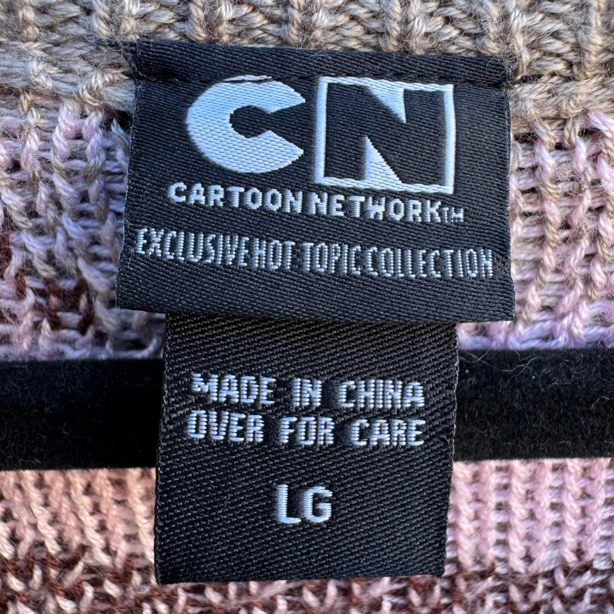 Hot Topic Cartoon Network Steven Universe Cookie Cat Sweater Womens L Kidcore