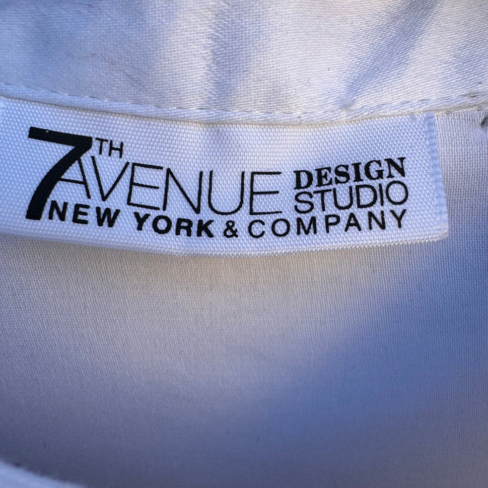 New York & Company 7th Avenue White Floral Border Print Button Down Shirt M NEW