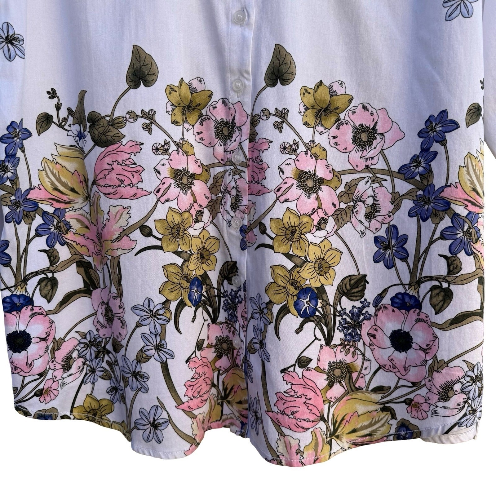 New York & Company 7th Avenue White Floral Border Print Button Down Shirt M NEW