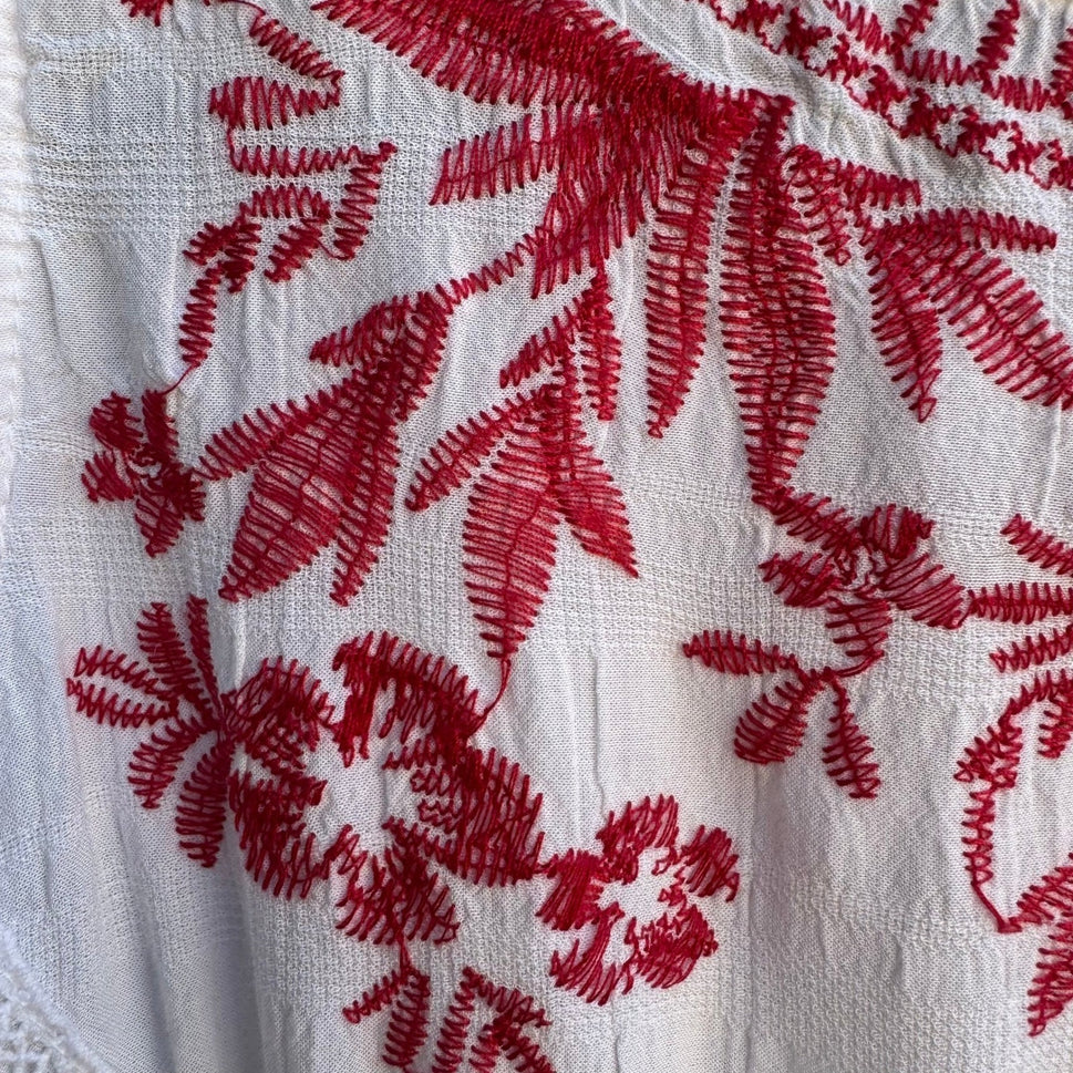 Knox Rose Boho Cottagecore Peasant Embroidered Airy Floral Lace Sleeveless Top S