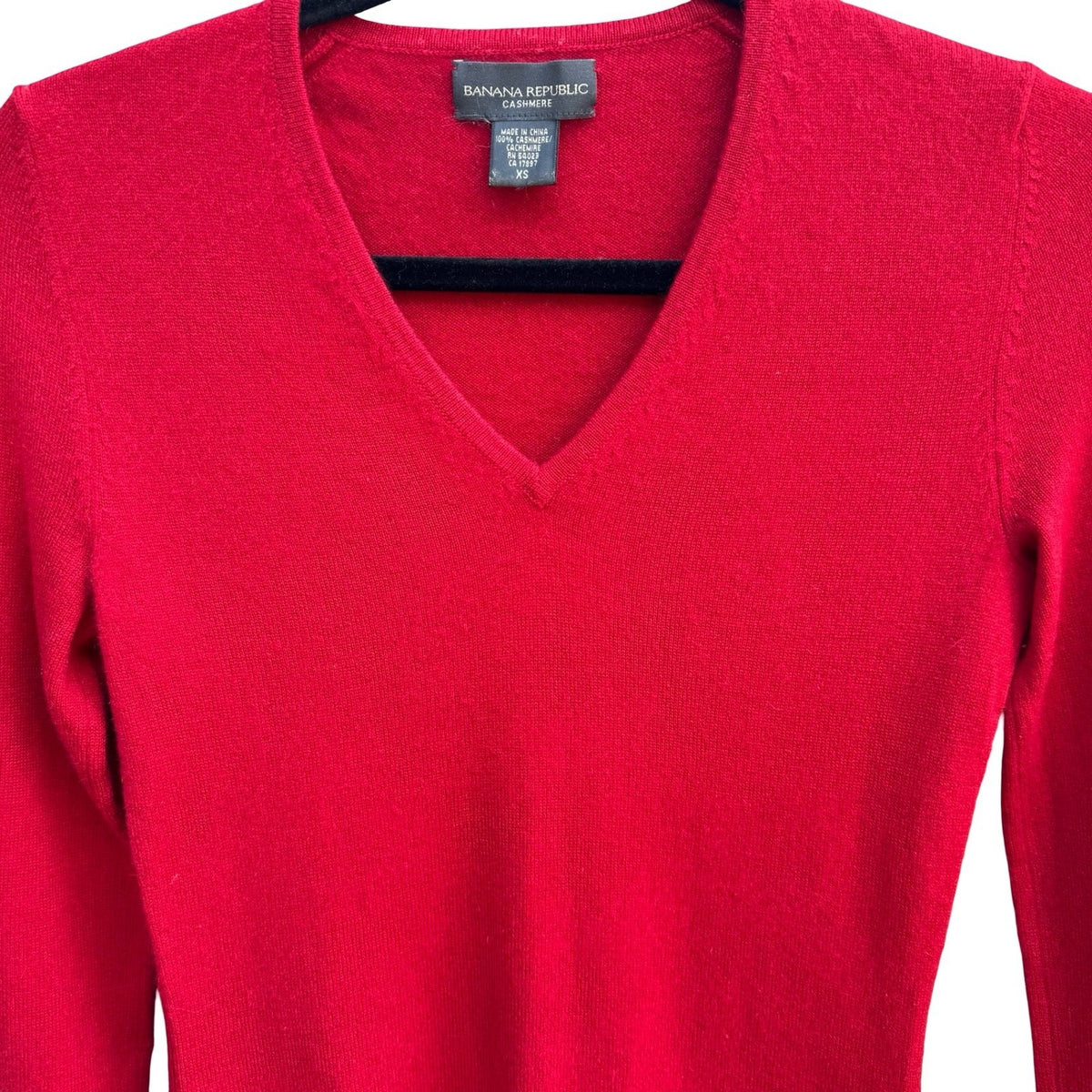Banana Republic 100% Cashmere Minimalist Quiet Luxury Knit Sweater Tomato Red XS